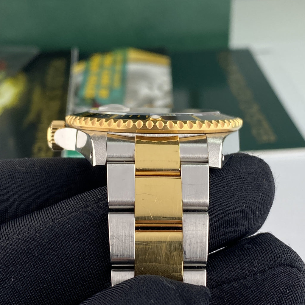 2003 Rolex Submariner 16613 Unpolished Steel & Gold Factory Black Dial Box & Papers complete set