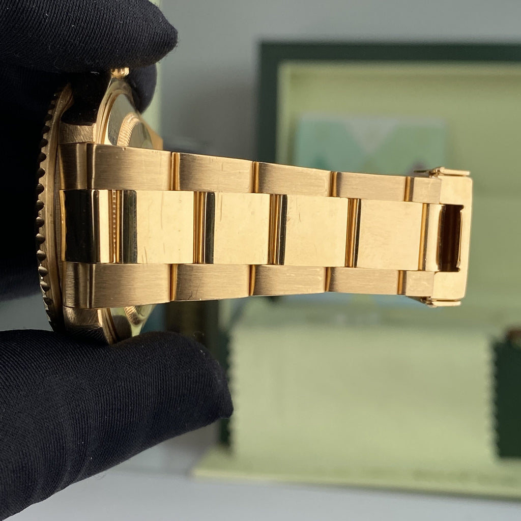 2003 Rolex Submariner 16618 Unpolished Factory Diamond Serti Dial with Box & Papers Complete