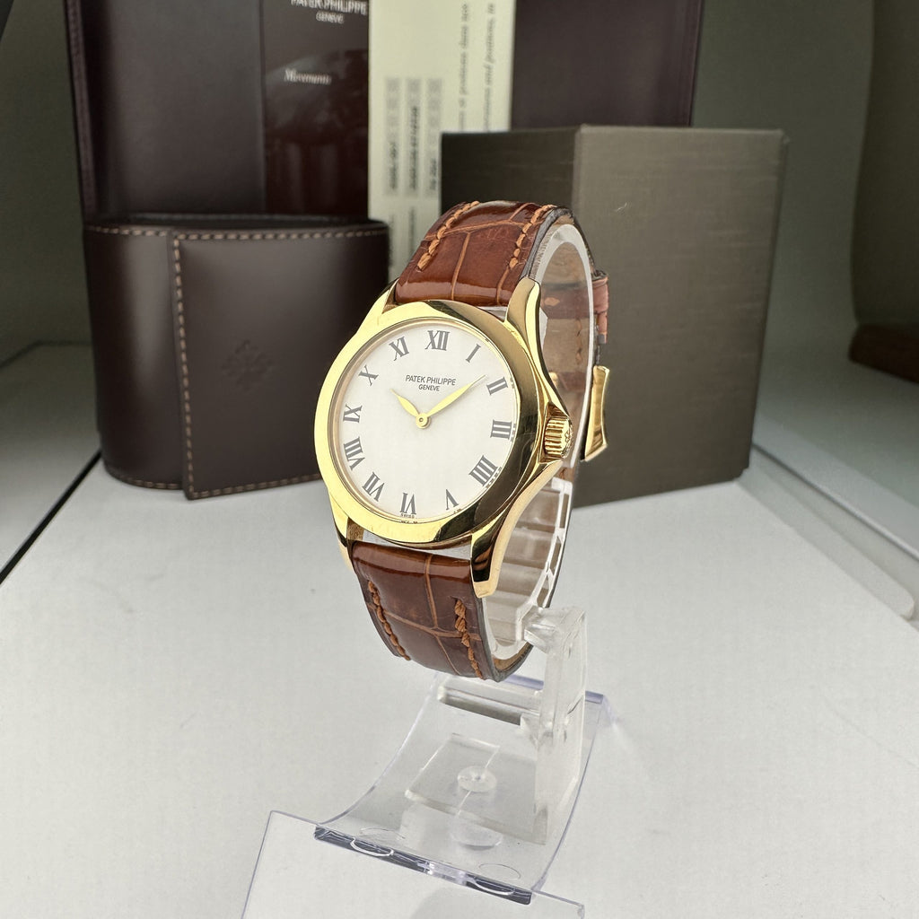2004 Patek Philippe 4905J-001 Calatrava Ladies 18k gold with Box & papers