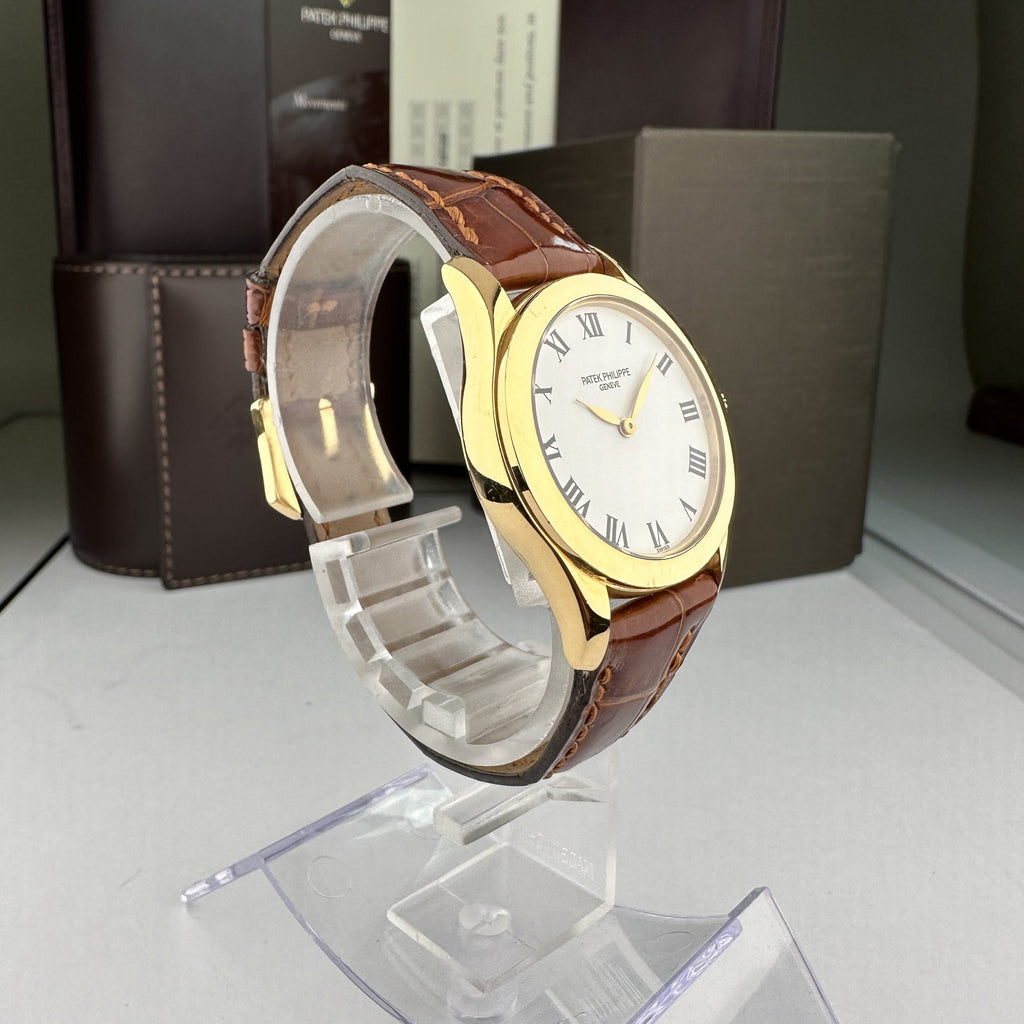 2004 Patek Philippe 4905J-001 Calatrava Ladies 18k gold with Box & papers