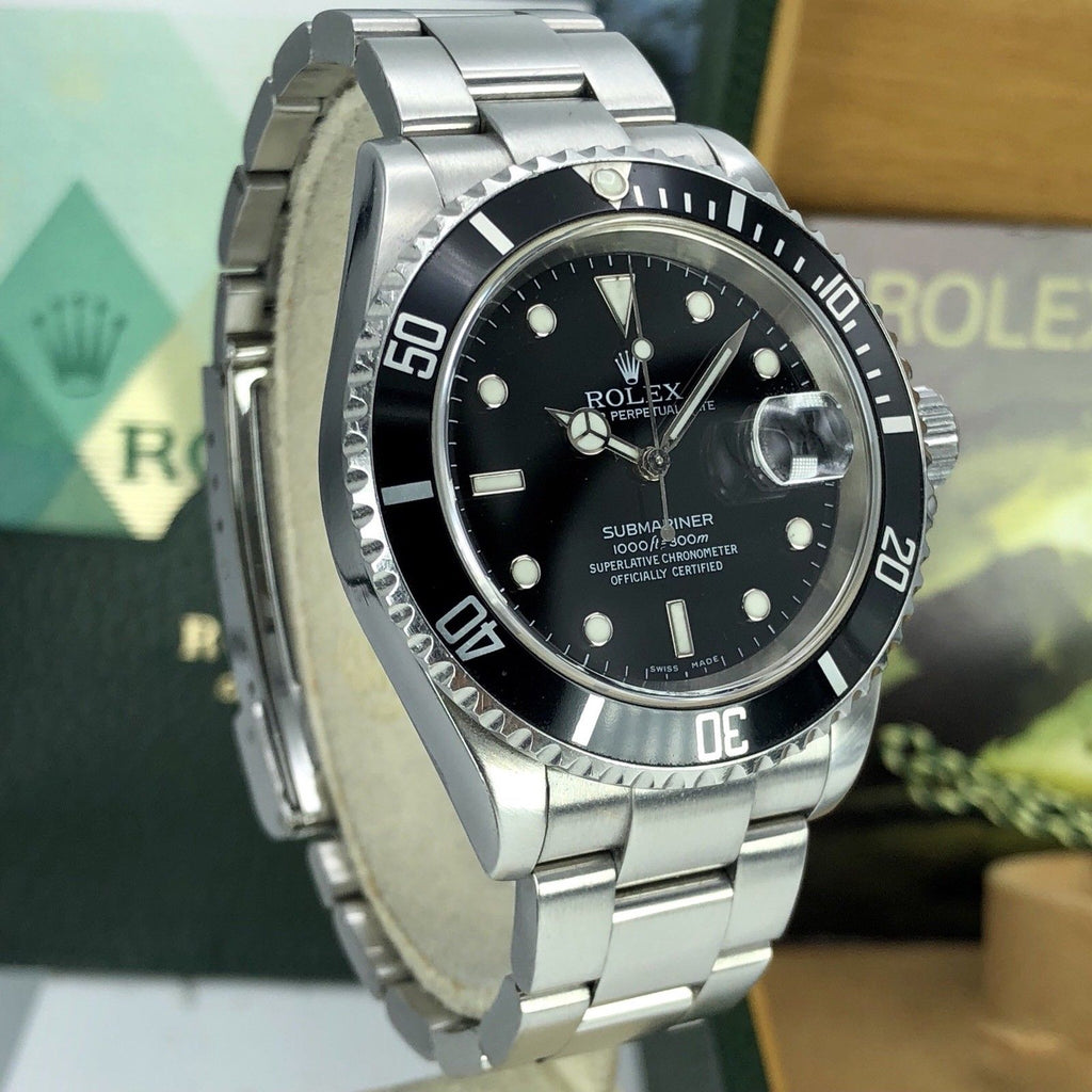 2005 Rolex Submariner 16610 D Serial With box Papers Full Set
