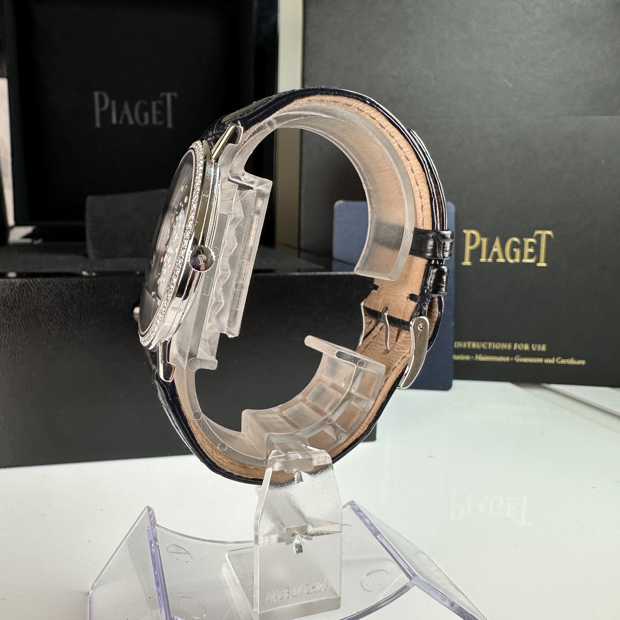 2007 Piaget Altiplano Ultra-Thin Large 38mm Diamond “Limelight Party Collection” Box & Papers