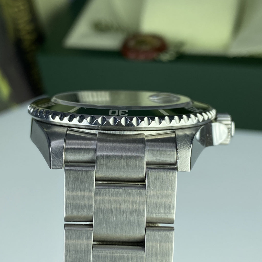 2008 Rolex Submariner 16610LV Anniversary Kermit Box and Card Unpolished