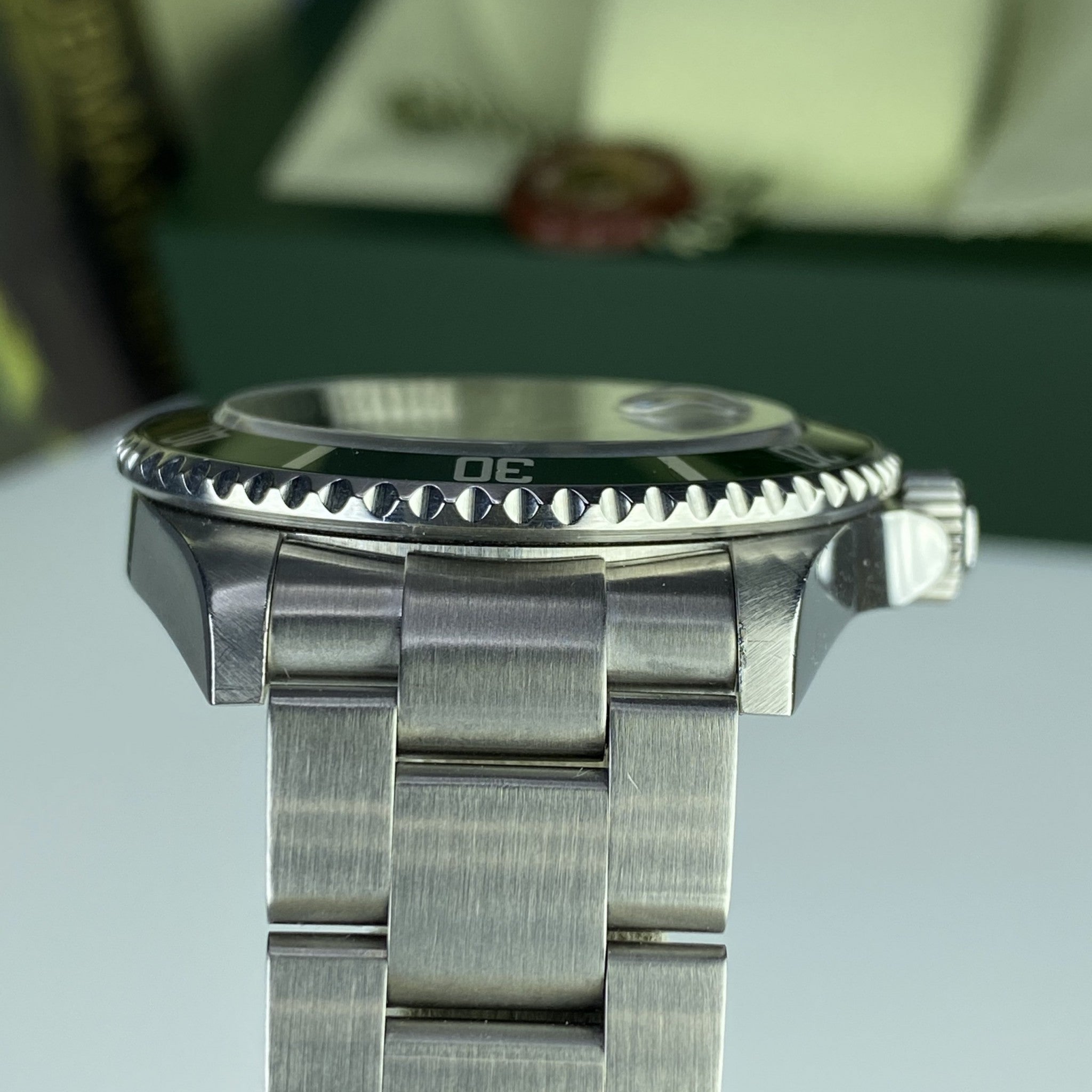 2008 Rolex Submariner 16610LV Anniversary Kermit Box and Card Unpolished
