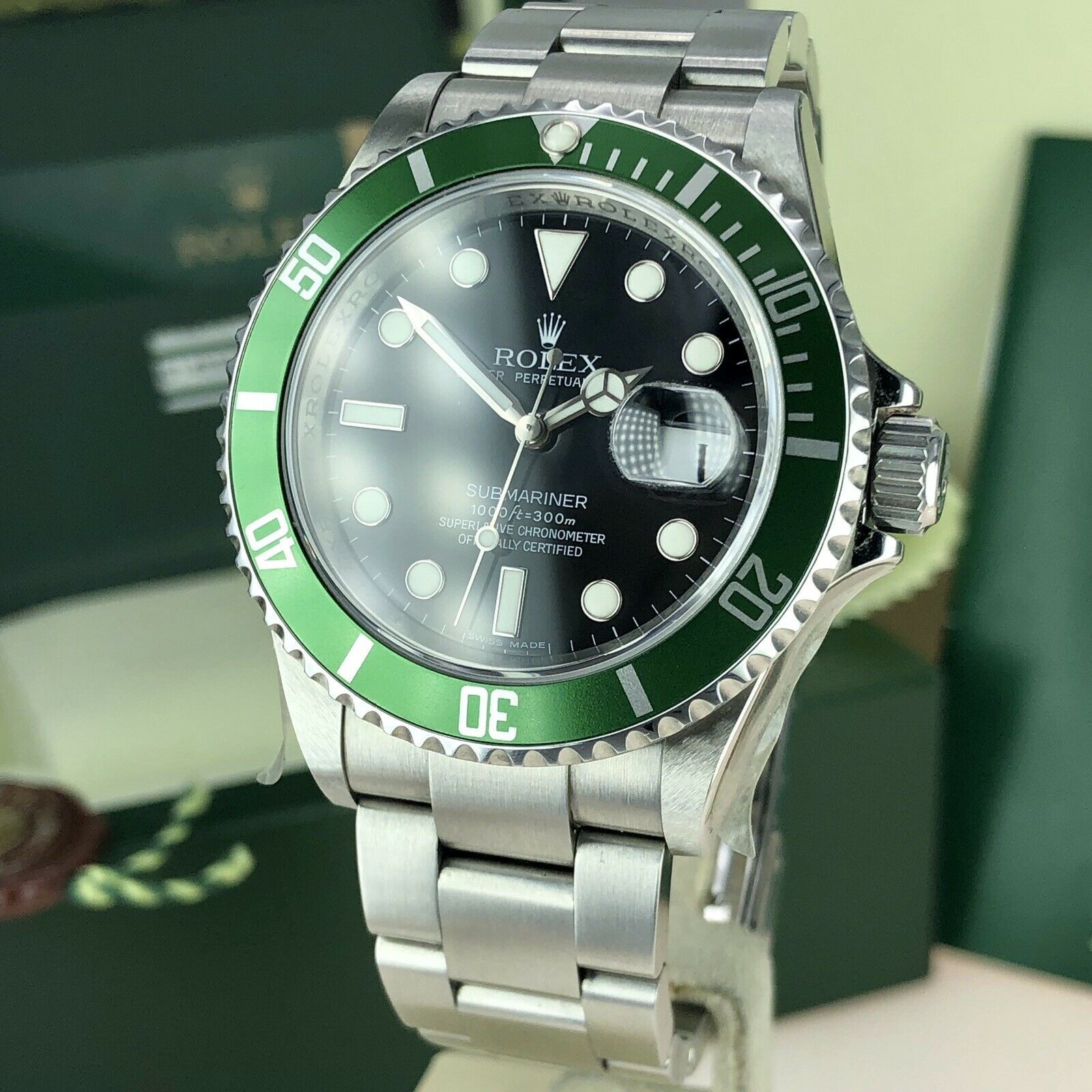 2009 NOS Rolex 16610LV Submariner Anniversary Green Kermit Full Set Card V