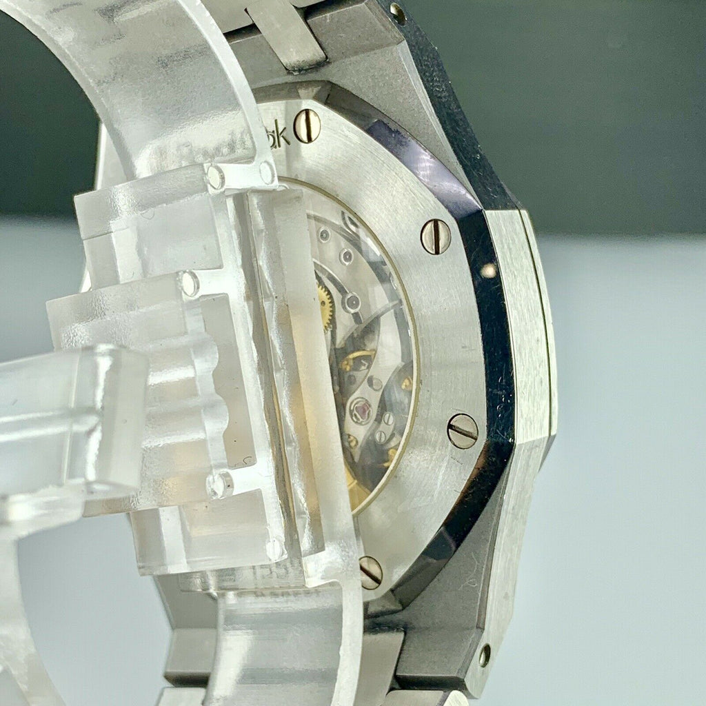 2012 Audemars Piguet Royal Oak 39mm 15300st.oo.1220st.01 SS Watch