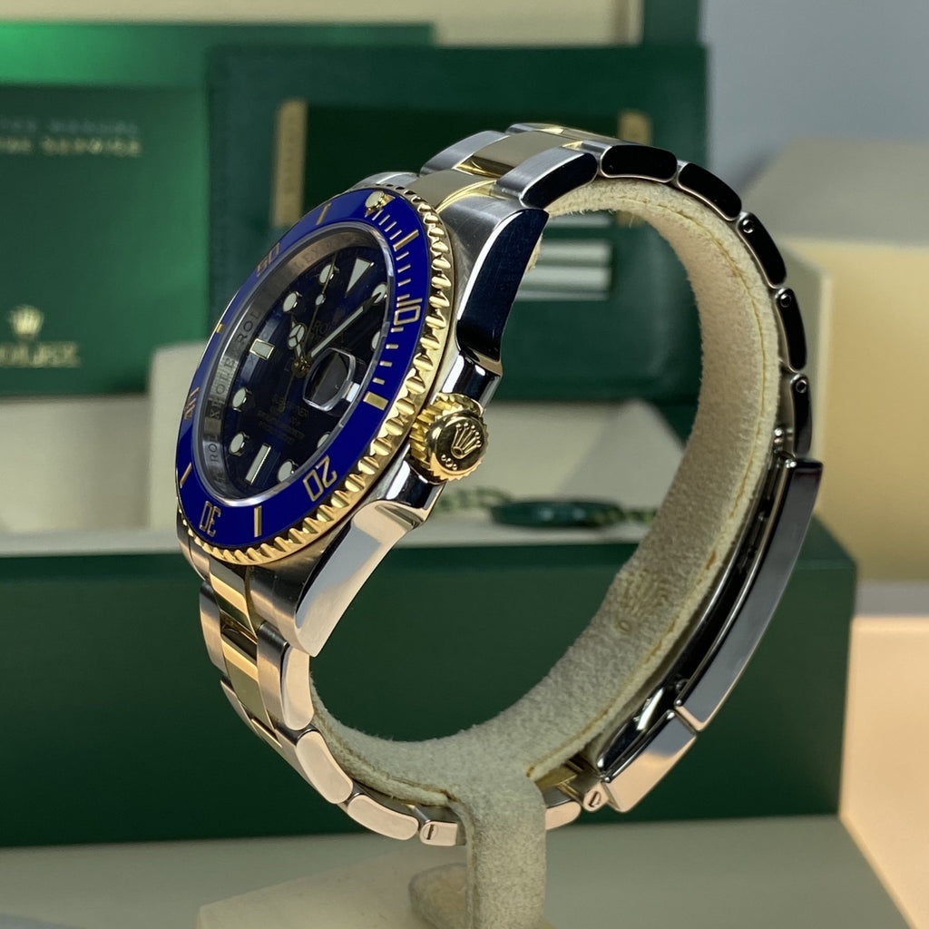 2014 Rolex Submariner 116613LP 18k gold & Steel Blue Dial Box and Card Full Set