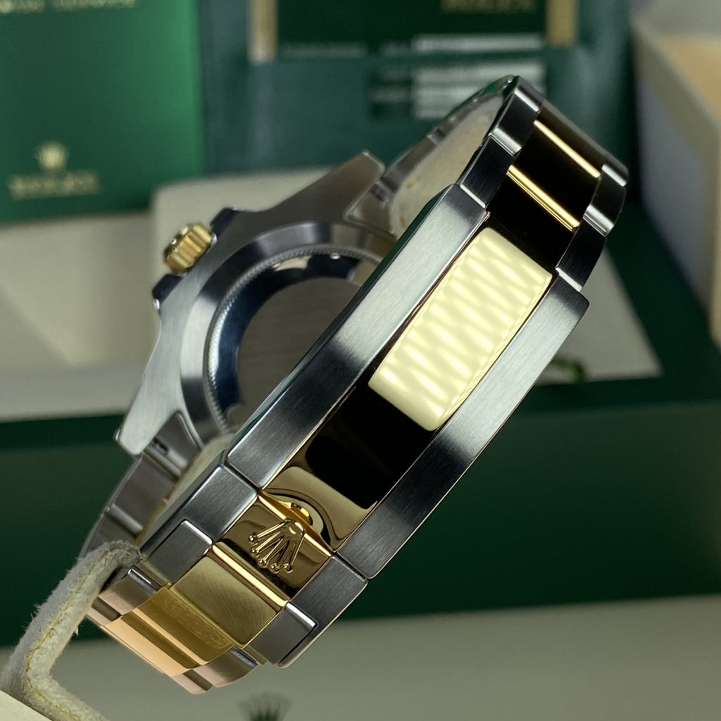 2014 Rolex Submariner 116613LP 18k gold & Steel Blue Dial Box and Card Full Set