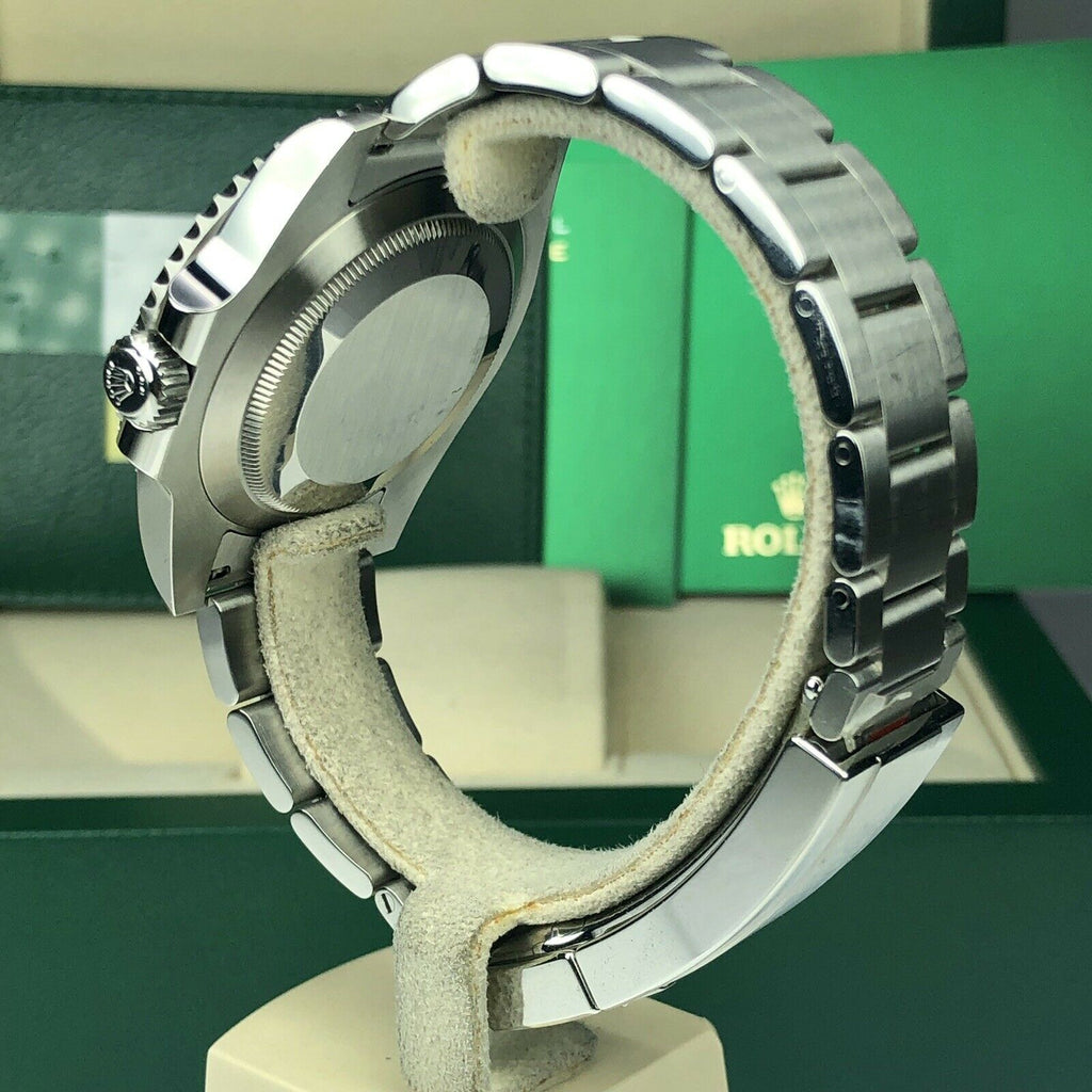 2019 Rolex 116610LV Submariner Anniversary Hulk Full Set with Box & Card