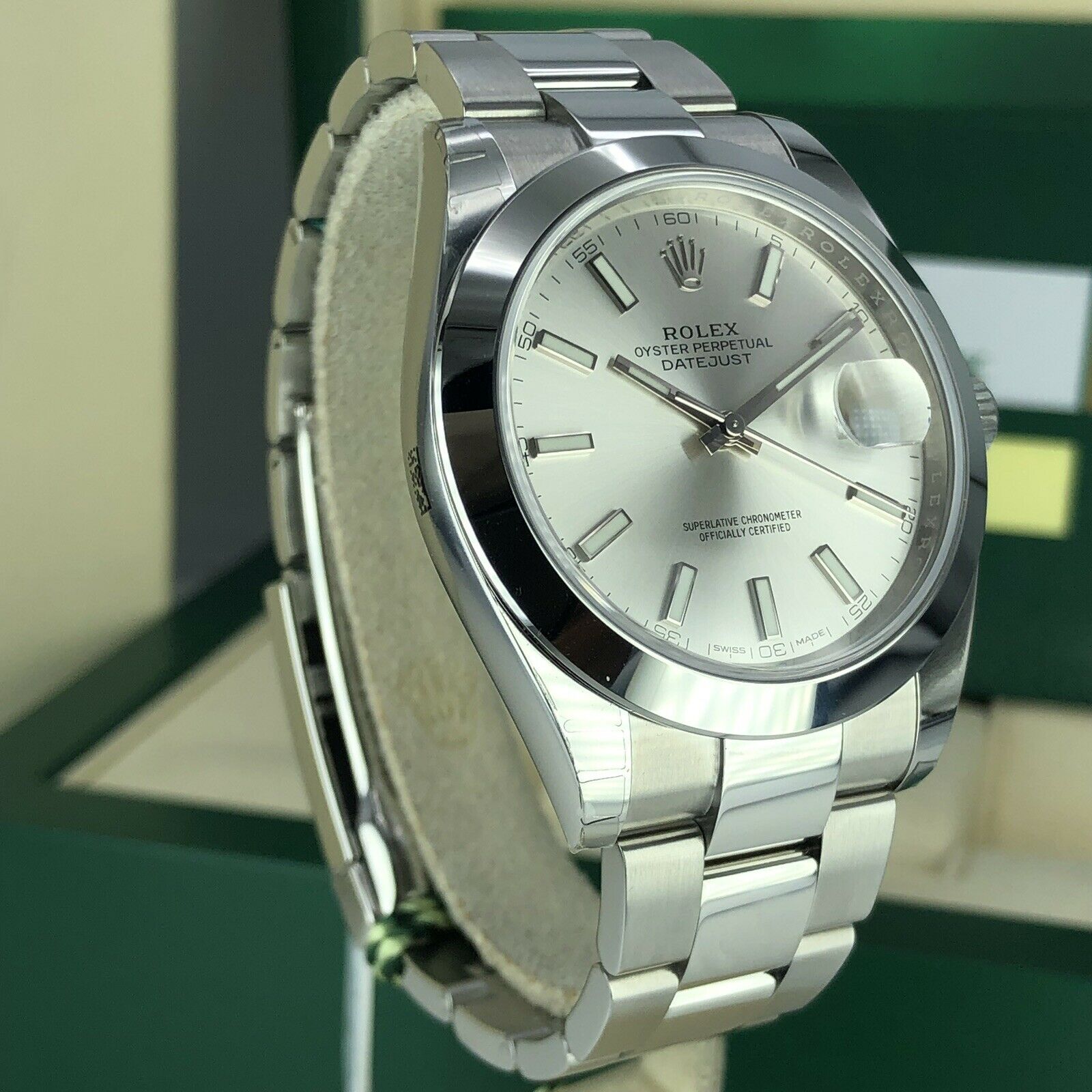 2019 Rolex Datejust 126300 Oyster Smooth Bezel 41mm With Box And Card Unworn