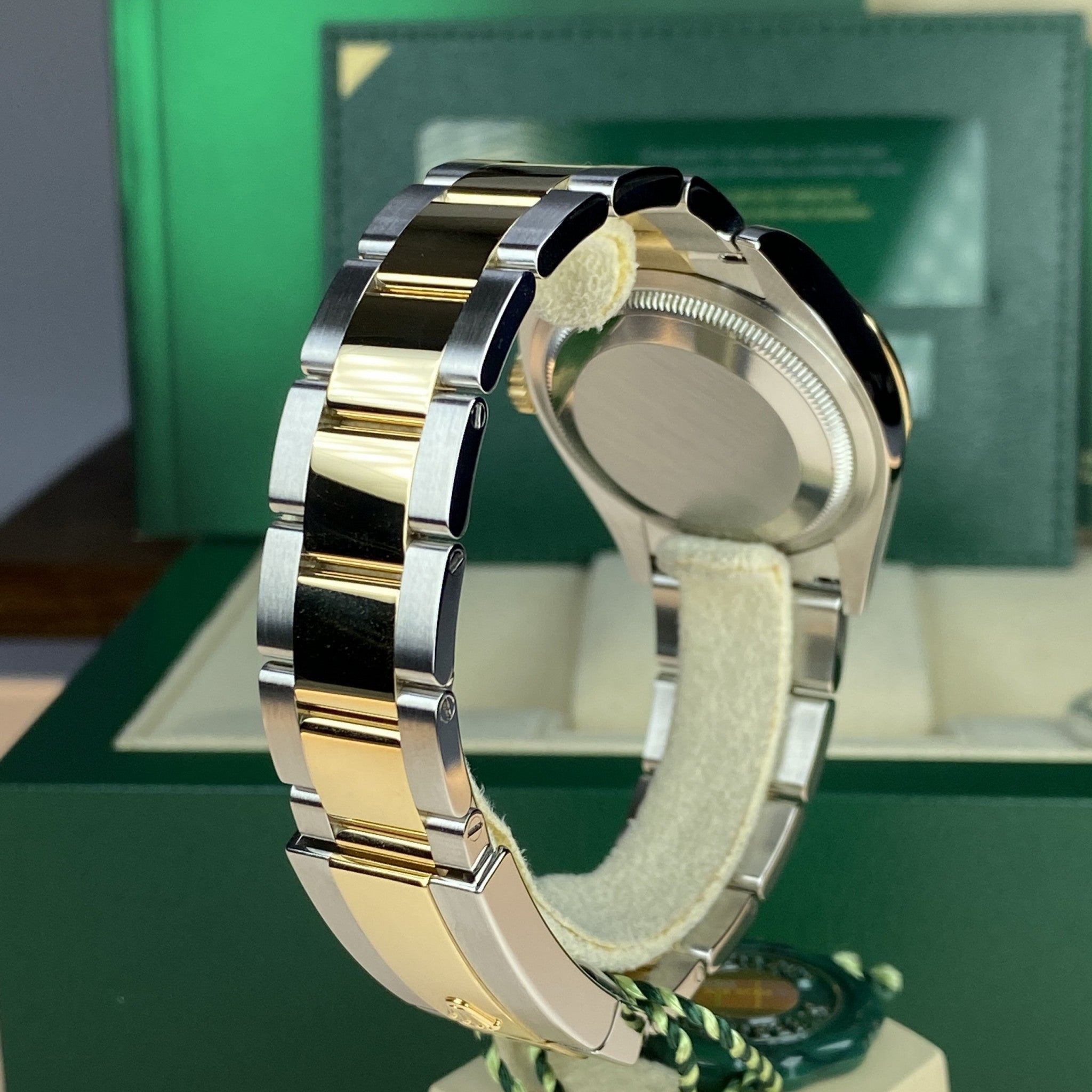 2020 Unworn Rolex Datejust 126233 Factory Mother Of Pearl Diamonds Dial with Box & Card