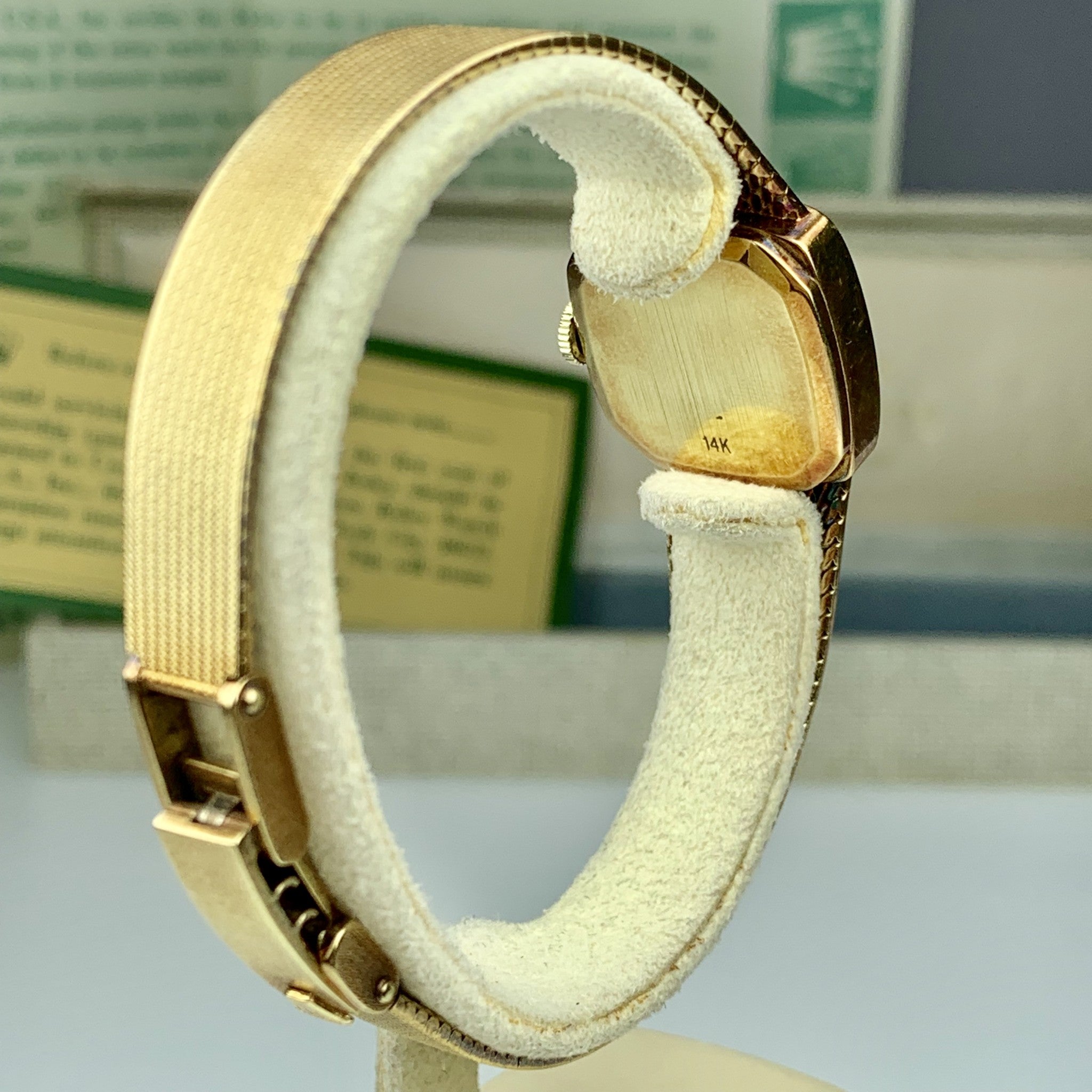Ladies Rolex Yellow Gold Vintage