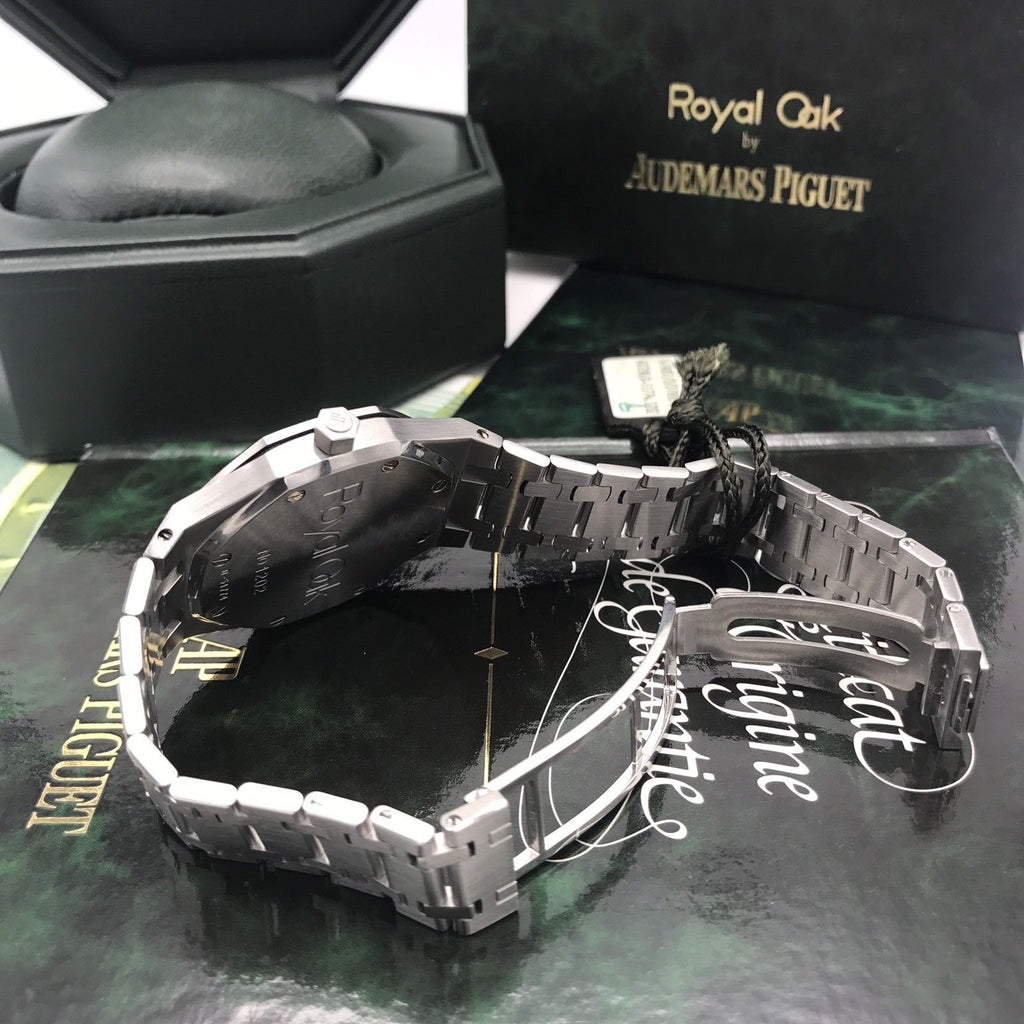 Audemars Piguet Royal Oak 36mm Ref 14790ST Full Set Box Papers Black Dial Mint