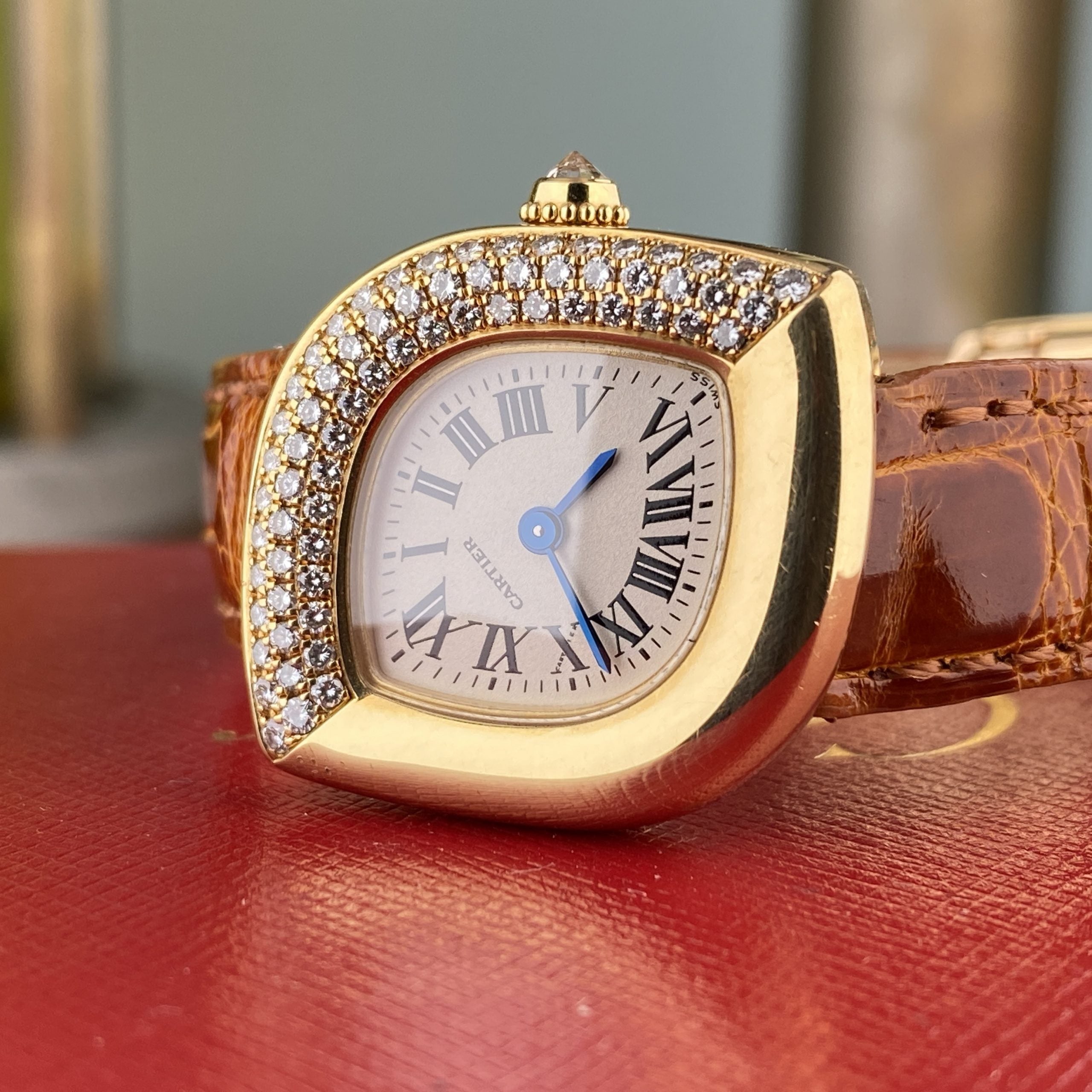 Cartier Navette Ref 2351 Ladies Cocktail Watch 18k Gold with Factory Diamond
