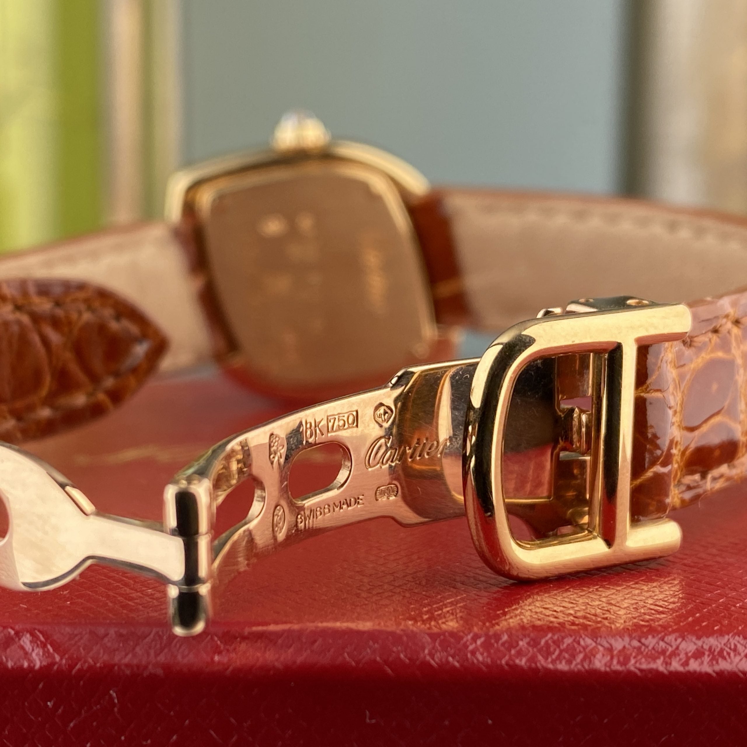 Cartier Navette Ref 2351 Ladies Cocktail Watch 18k Gold with Factory Diamond