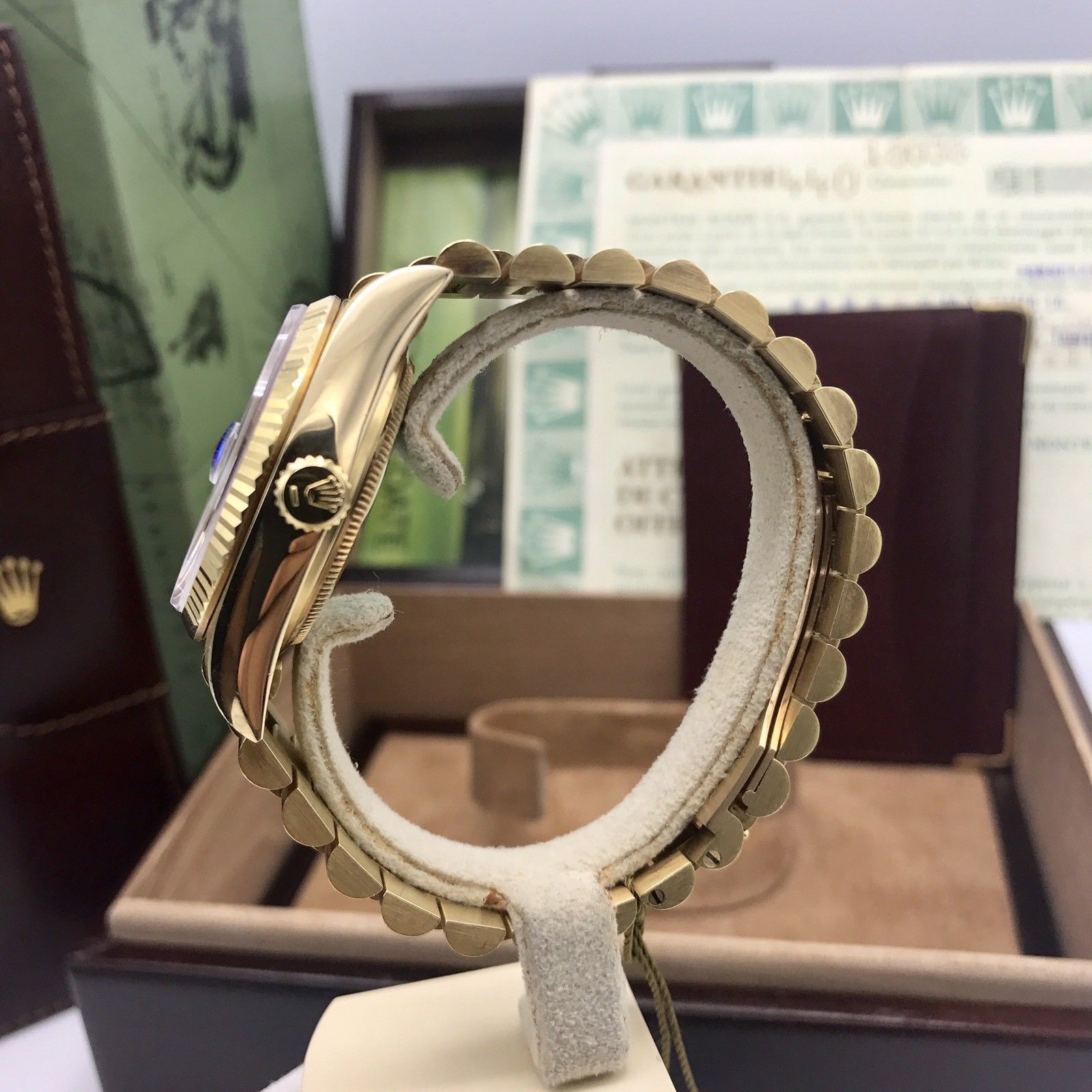 Vintage Rolex Day Date 18038 Solid 18k Gold Blue Diamond Factory Dial Full Set