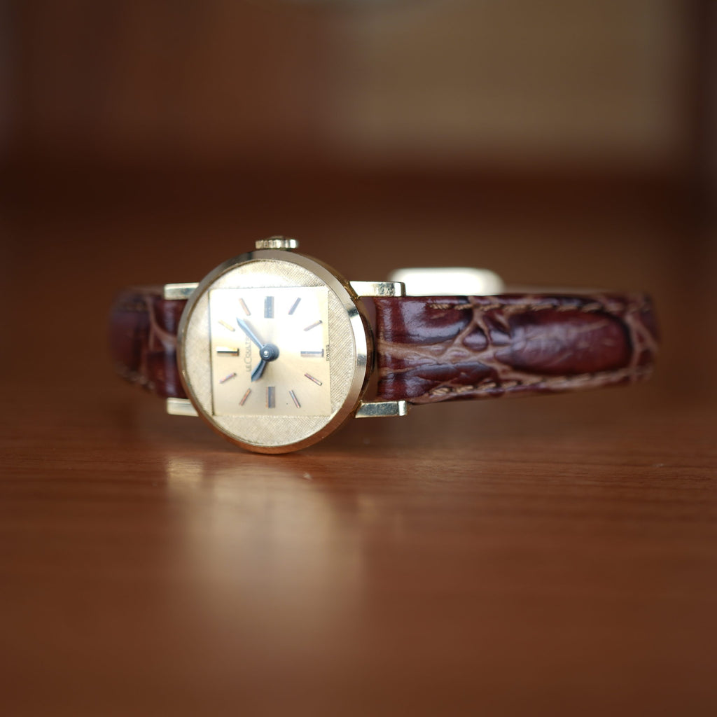 1960’s Jaeger-LeCoultre 642 Ladies 14K Gold Mid-Century Dress Watch Original Dial Freshly Serviced