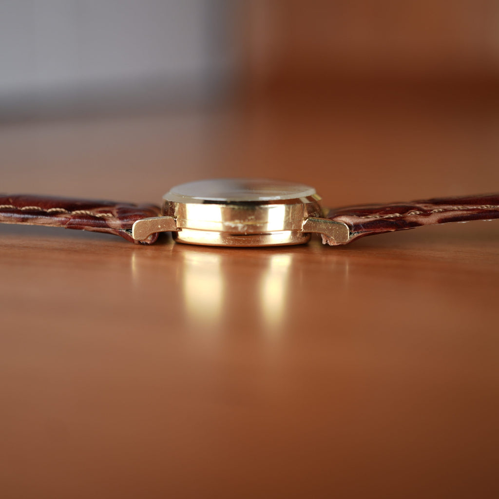 1960’s Jaeger-LeCoultre 642 Ladies 14K Gold Mid-Century Dress Watch Original Dial Freshly Serviced