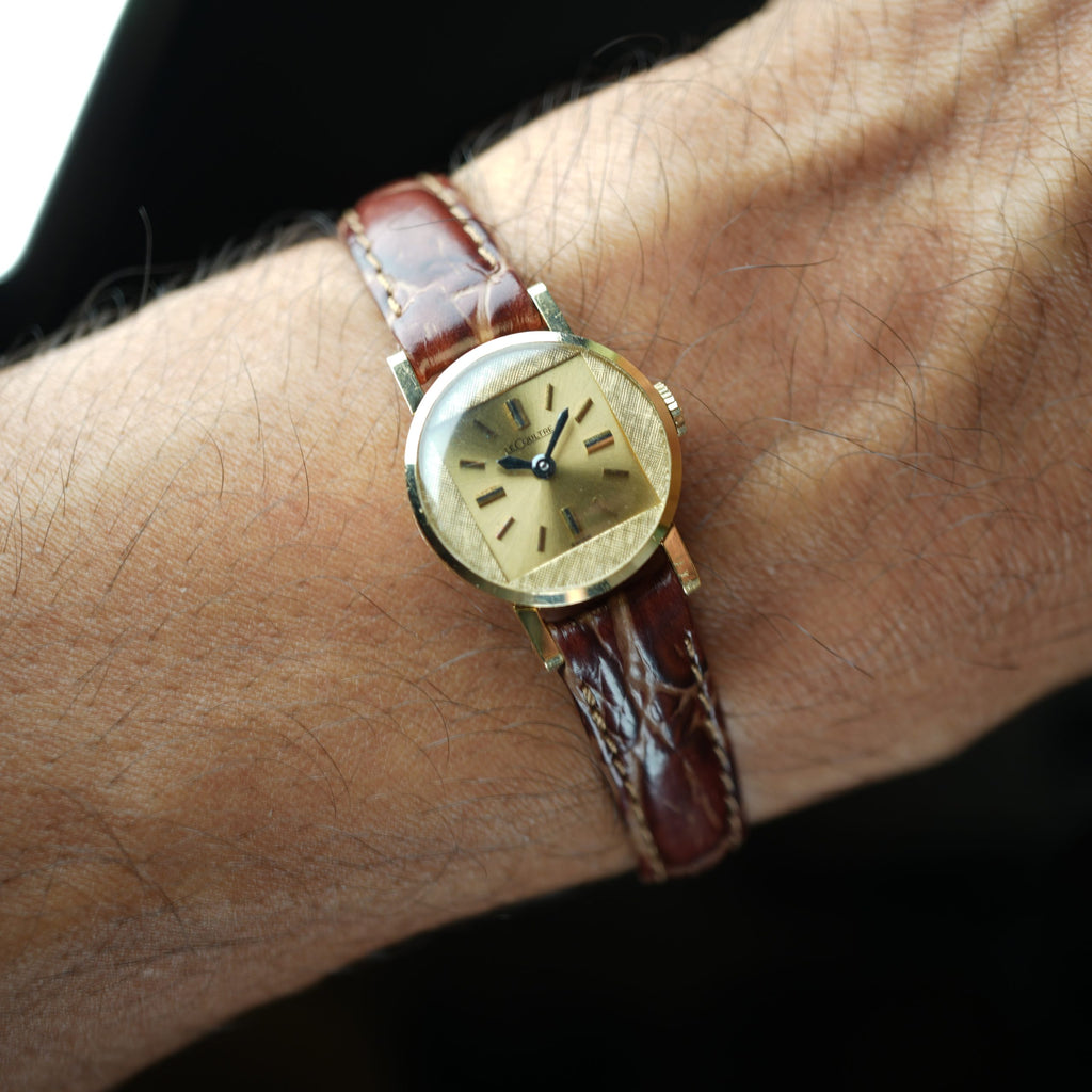1960’s Jaeger-LeCoultre 642 Ladies 14K Gold Mid-Century Dress Watch Original Dial Freshly Serviced