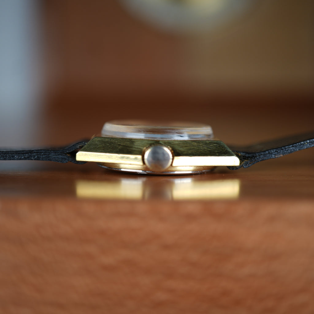 1970’s Bucherer Ladies Watch Manual Date Gold Unique Hexagonal Case