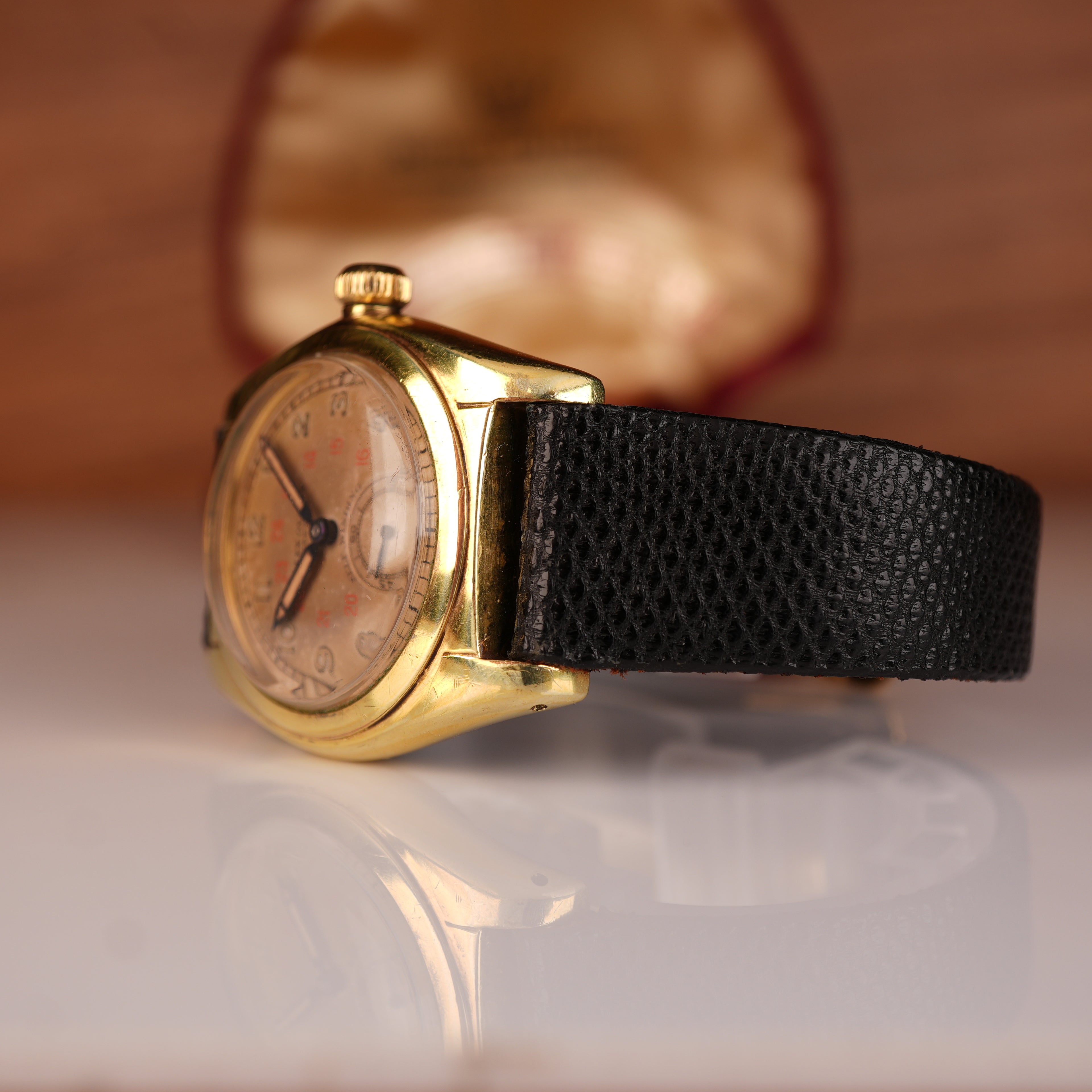 1941 Rolex Bubbleback 2764 Big Crown with Big Sub-Dial Untouched Dial