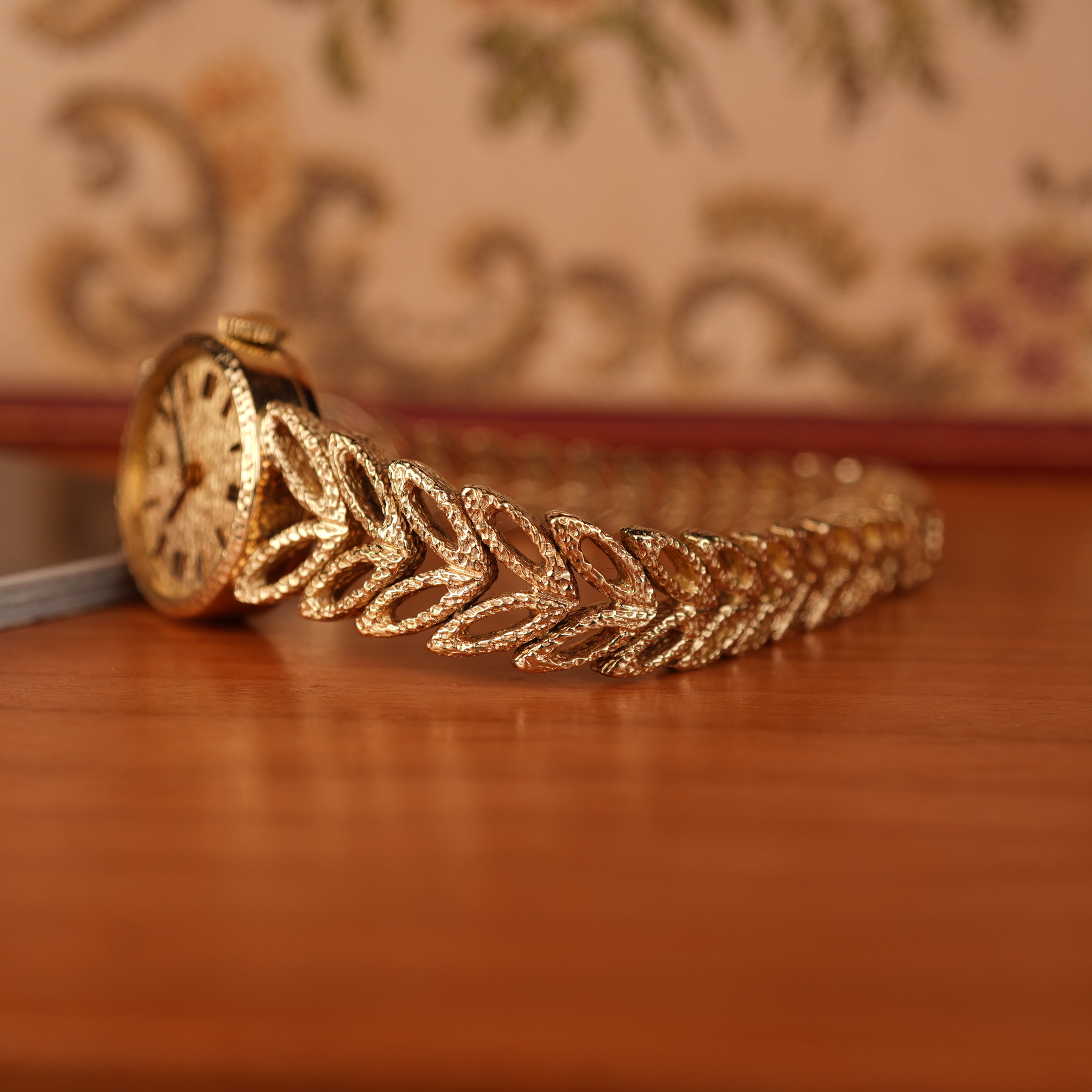 Vintage 1970s Rolex “Golden Leaves” Solid Gold Bracelet Cocktail Ladies Watch With Box