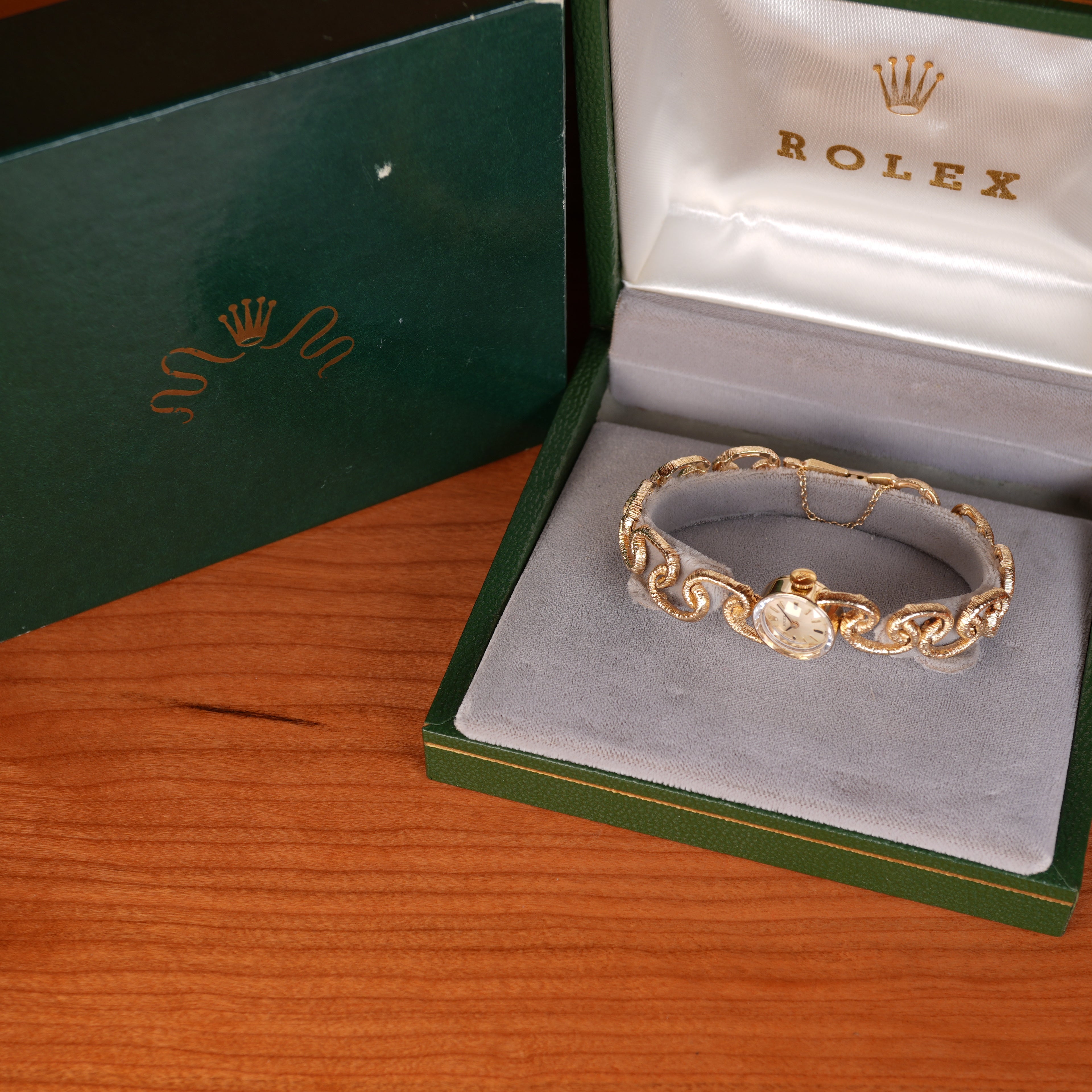 1970s Rolex “Golden Chain” Unique Mid-Century Cocktail Watch Solid Gold with Box
