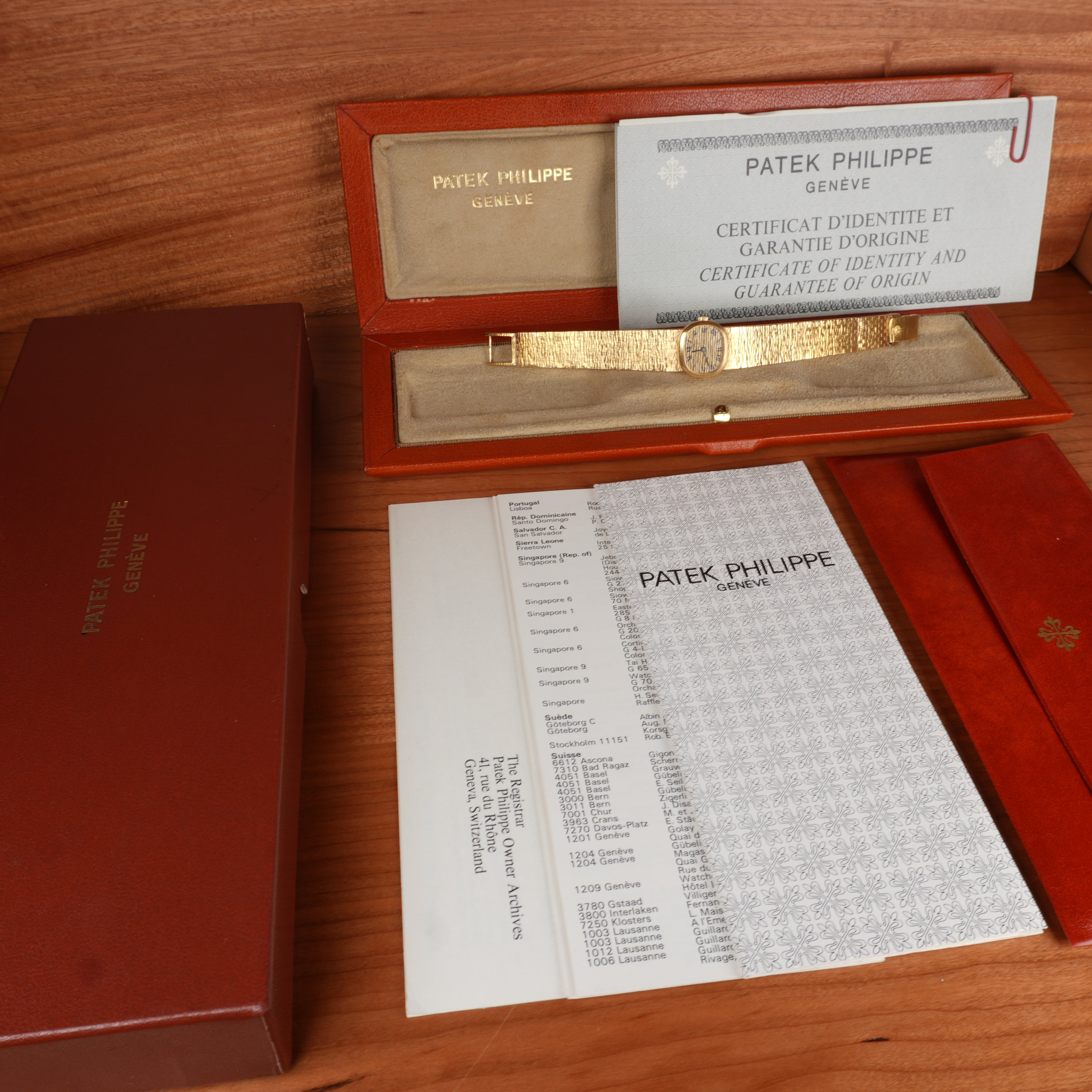 1981 Patek Philippe Golden Ellipse Ref. 3371/1 18K Yellow Gold Beyer Double Signed Full Set