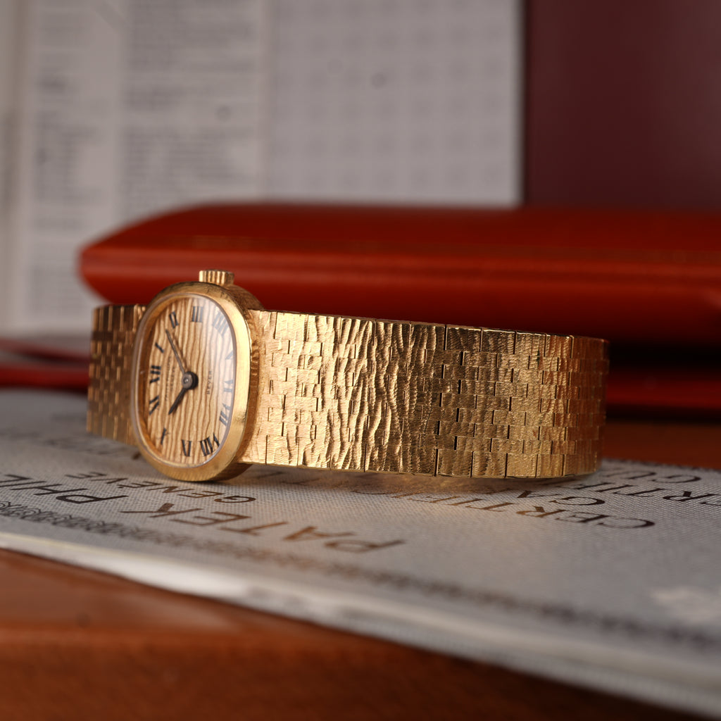 1981 Patek Philippe Golden Ellipse Ref. 3371/1 18K Yellow Gold Beyer Double Signed Full Set