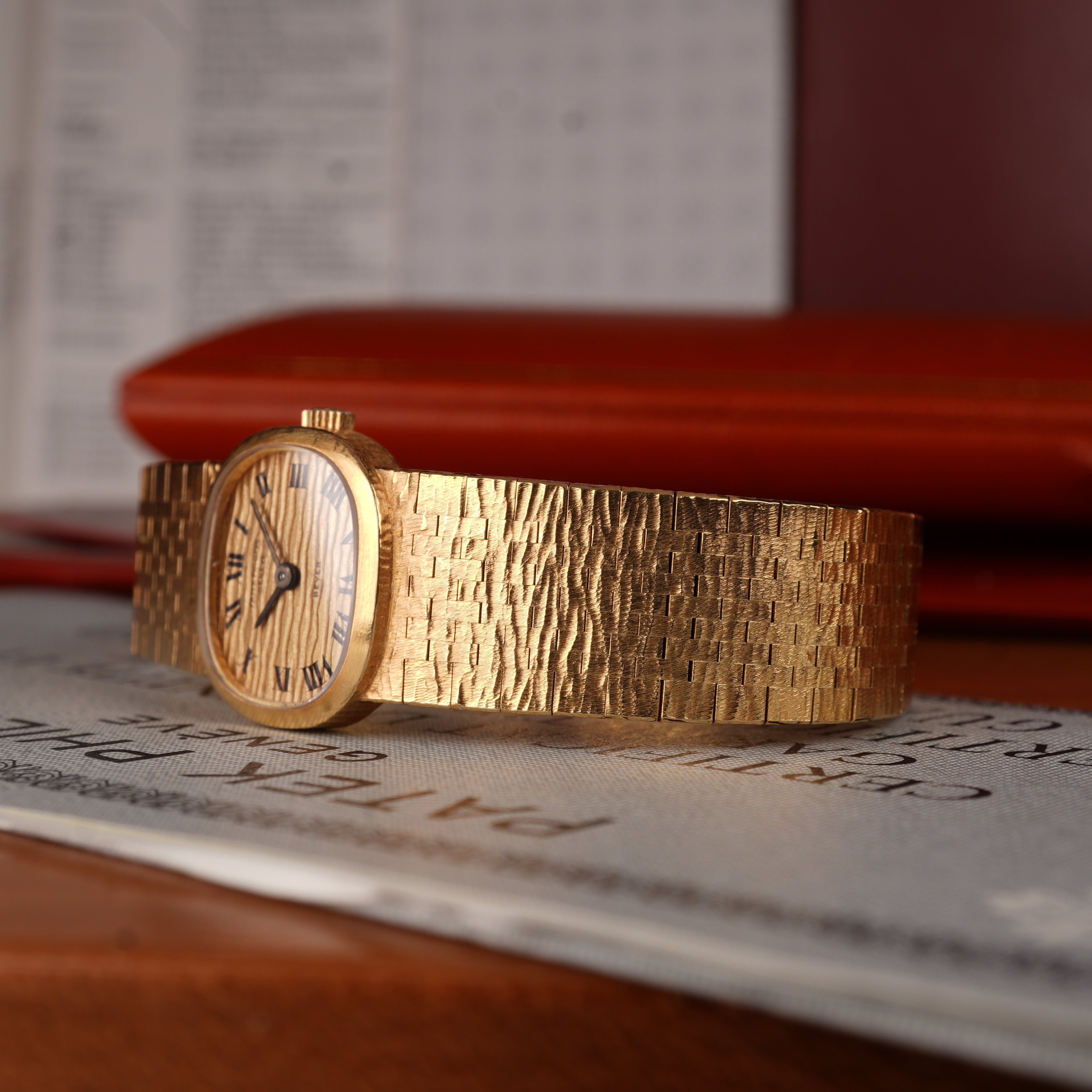 1981 Patek Philippe Golden Ellipse Ref. 3371/1 18K Yellow Gold Beyer Double Signed Full Set