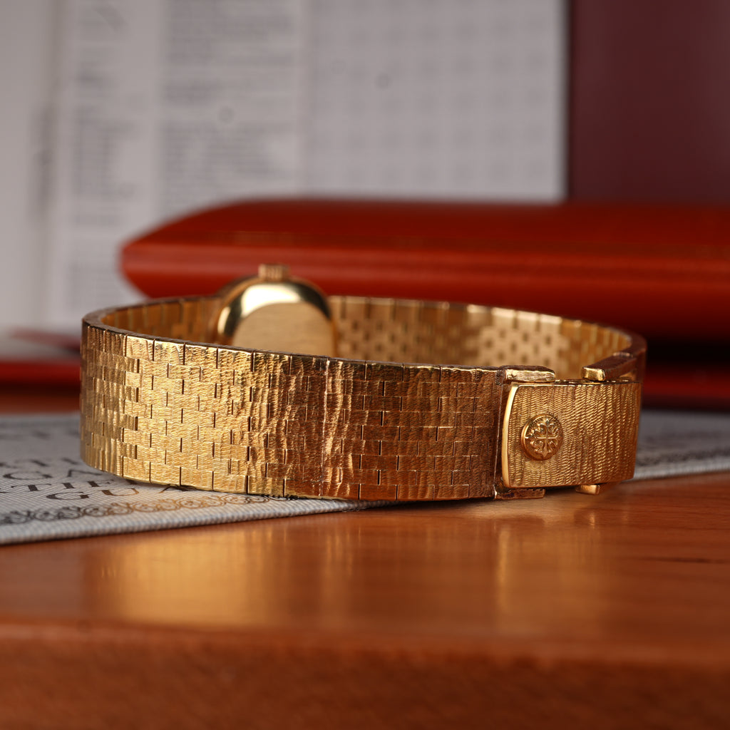 1981 Patek Philippe Golden Ellipse Ref. 3371/1 18K Yellow Gold Beyer Double Signed Full Set