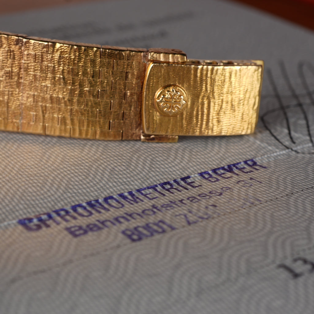 1981 Patek Philippe Golden Ellipse Ref. 3371/1 18K Yellow Gold Beyer Double Signed Full Set