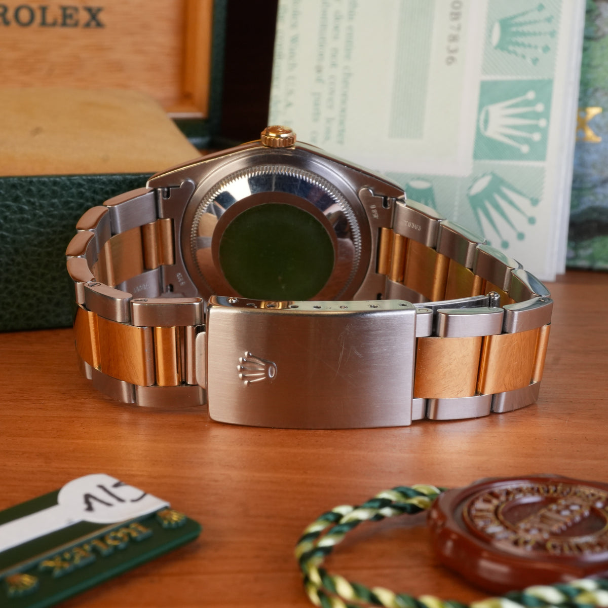 2001 Rolex Datejust 16233 Silver Dial Unpolished Box and papers Complete Collector set