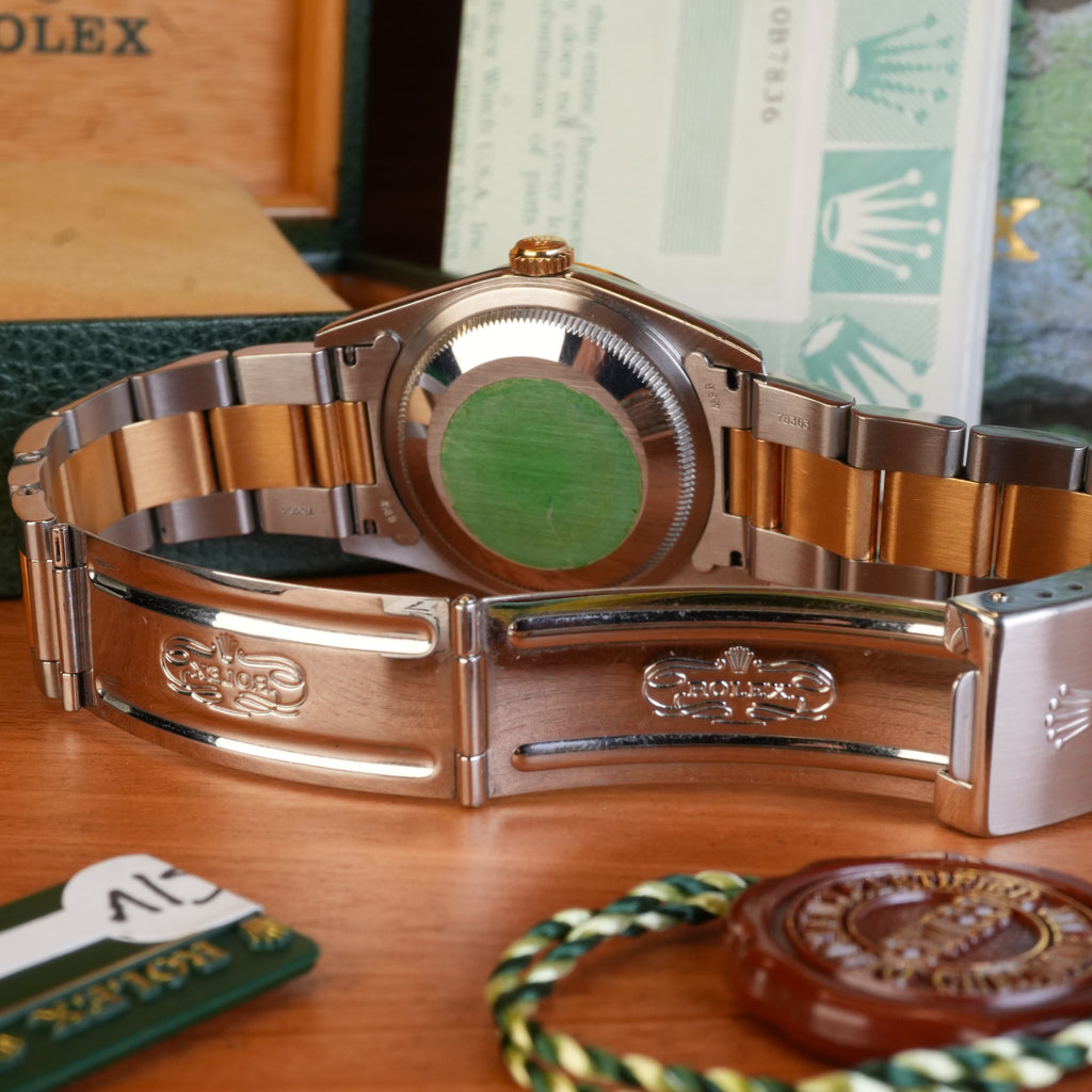2001 Rolex Datejust 16233 Silver Dial Unpolished Box and papers Complete Collector set