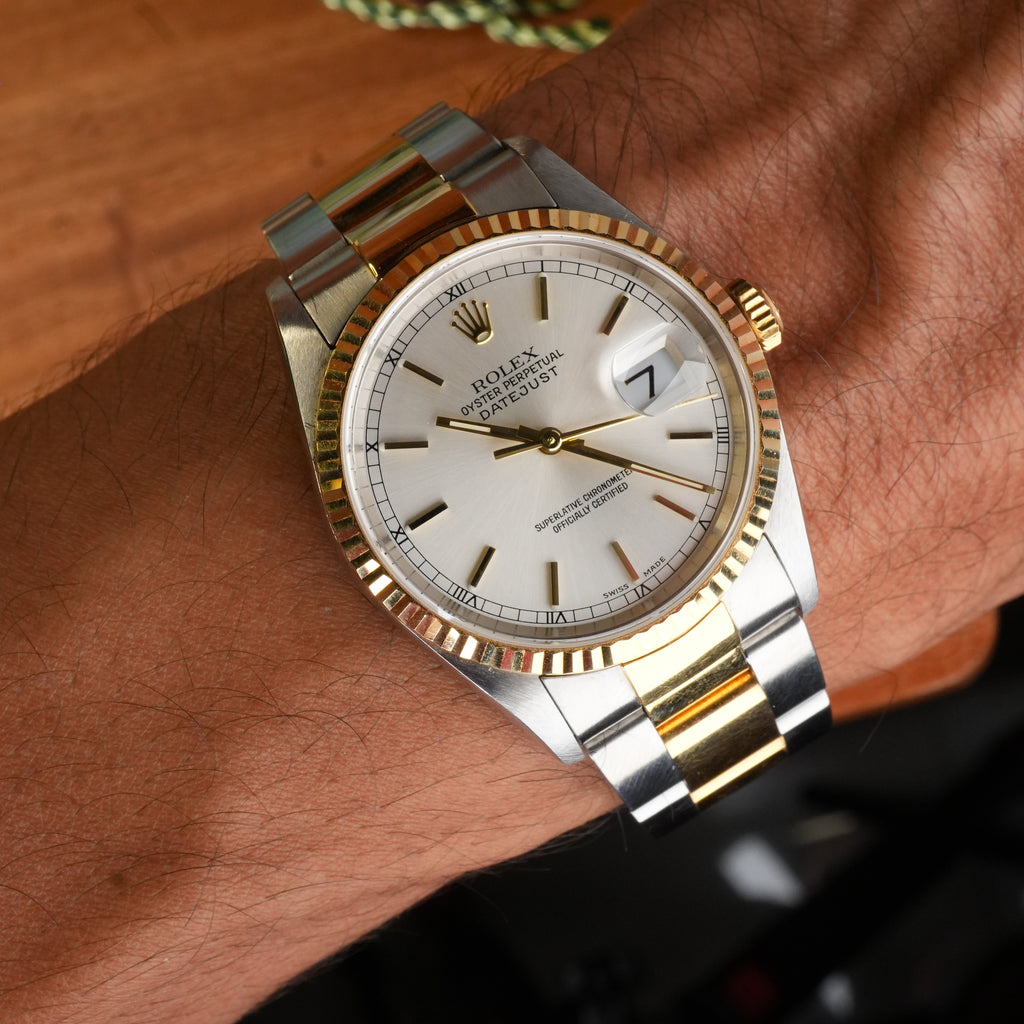 2001 Rolex Datejust 16233 Silver Dial Unpolished Box and papers Complete Collector set