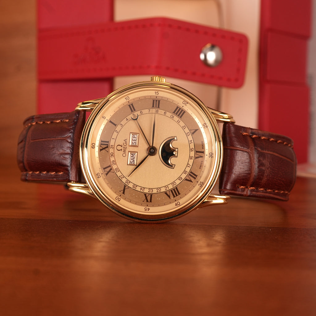 1983 OMEGA REF. 156.003 PHASE DE LUNE Triple Calendar Moon Phase 18k Gold Limited Edition
