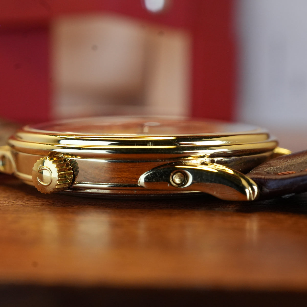 1983 OMEGA REF. 156.003 PHASE DE LUNE Triple Calendar Moon Phase 18k Gold Limited Edition