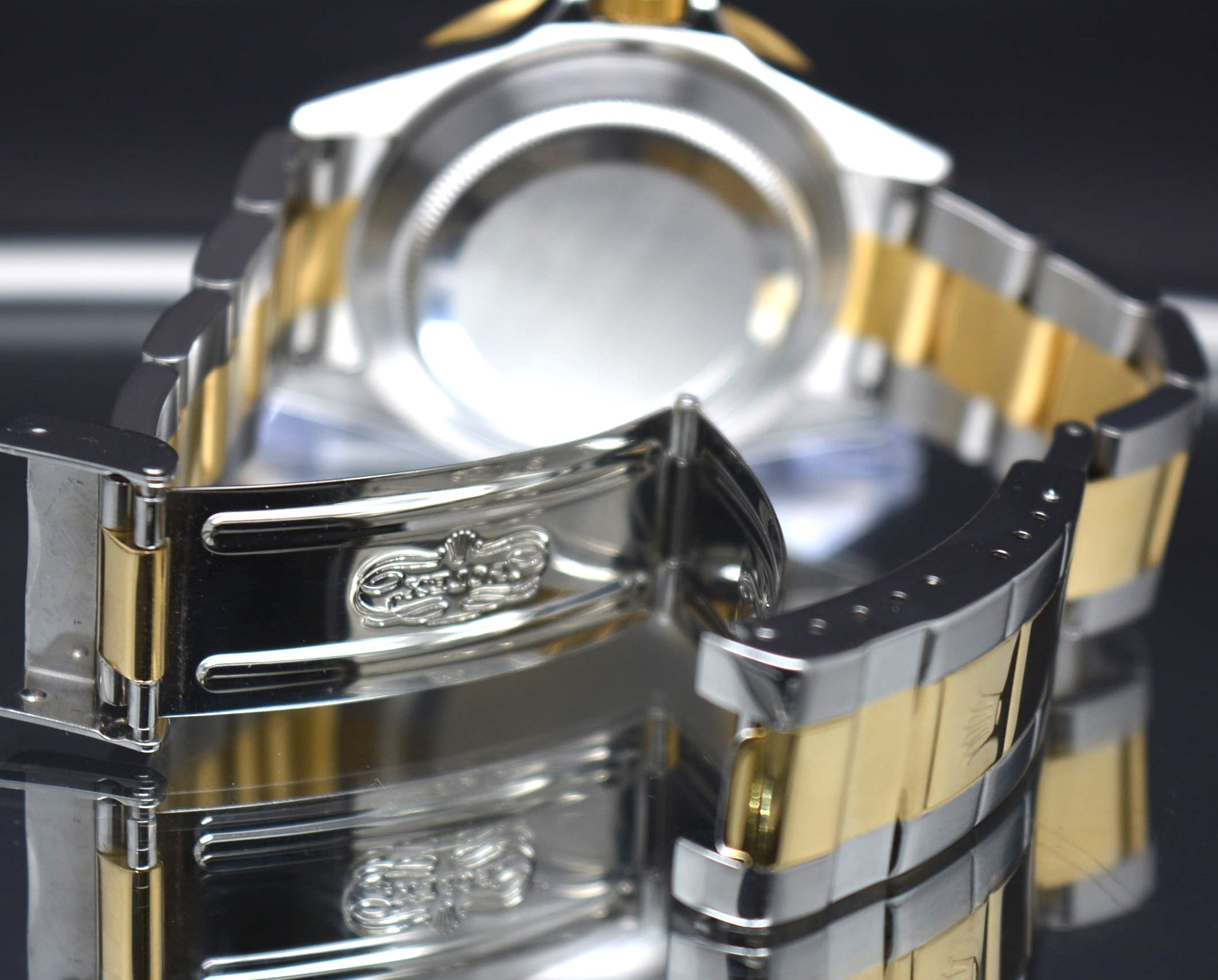 Rolex Submariner Blue Dial – 16613 Gold & Steel- No Holes Case