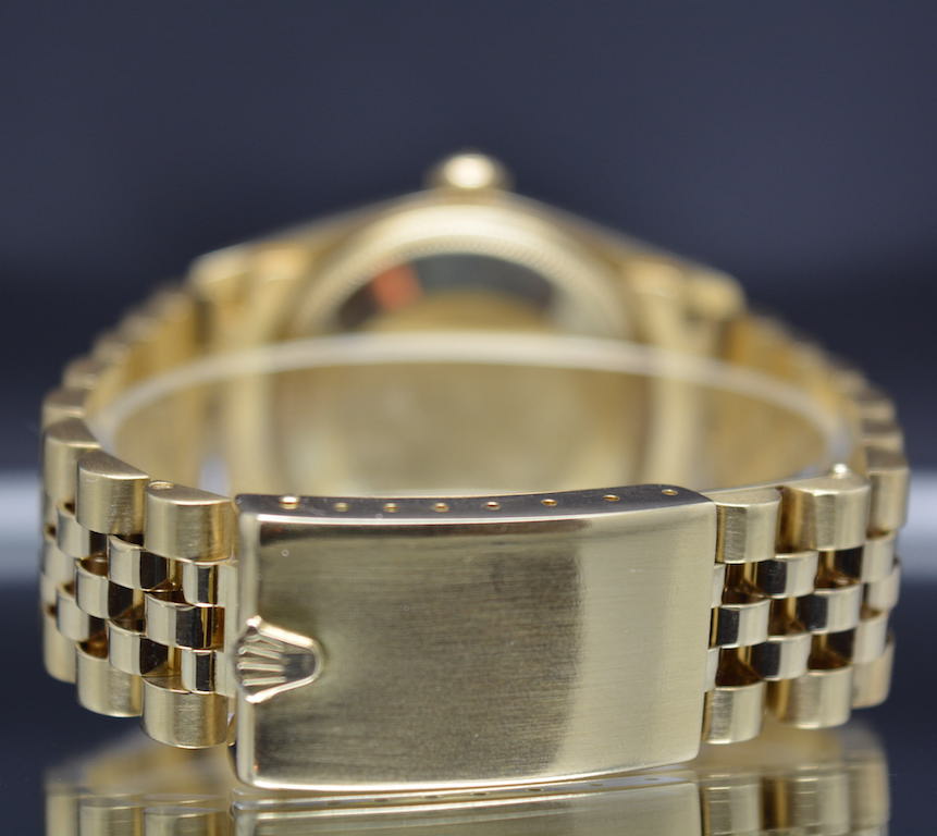 Rolex Date 15037 Solid 14k Gold