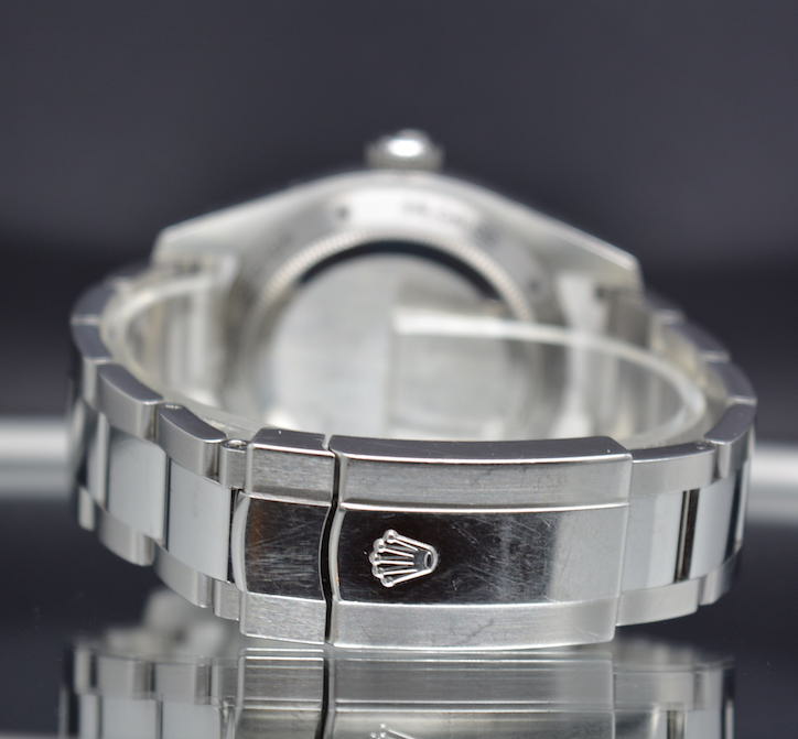 Rolex Milgauss 116400GV Green Crystal – Full Set