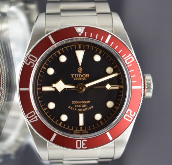 Tudor Heritage Black Bay 79220 R - Red Bezel