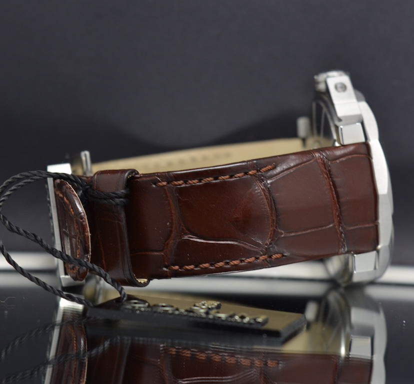 Corum Admiral’s Cup Challenger GMT – Full Set