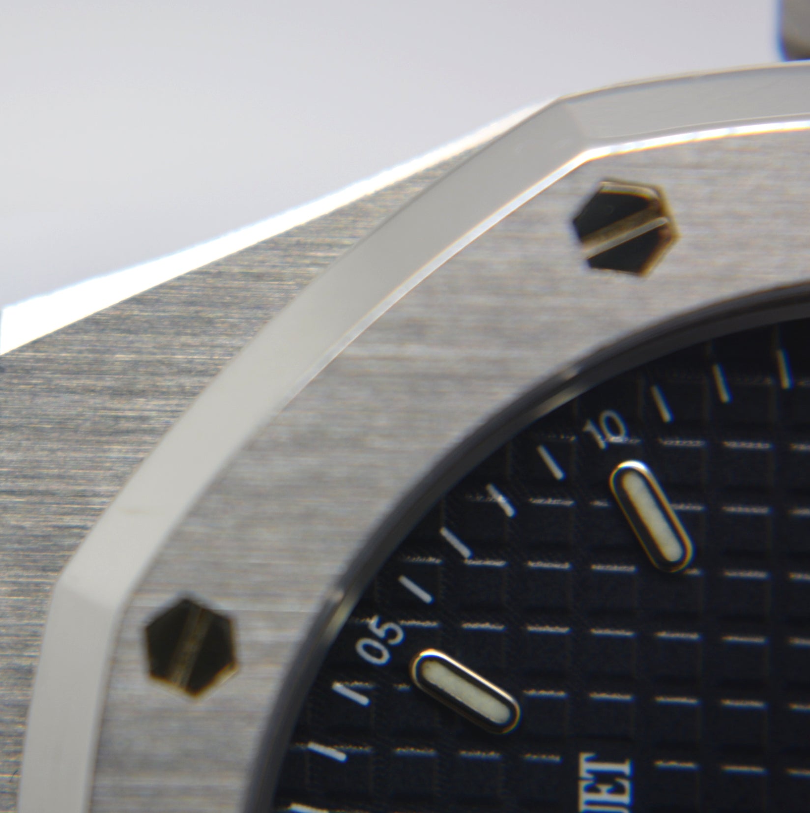 Audemars Piguet Royal Oak Automatic 36MM Stainless Steel Ref: 14790ST Mint