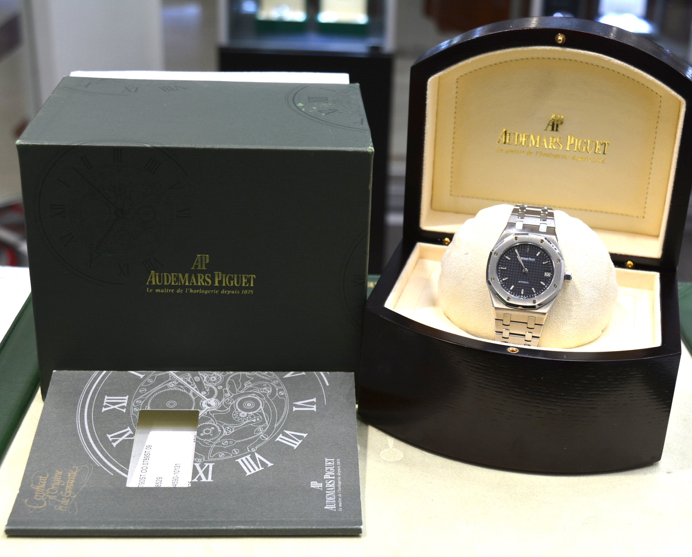 Audemars Piguet Royal Oak Automatic 36MM Stainless Steel Ref: 14790ST Mint