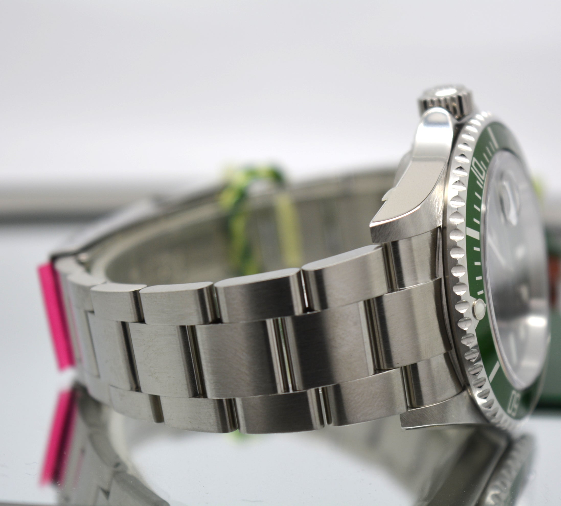 Rolex 16610LV Submariner 50th Anniversary Green Z Serial Unworn Full Set NOS