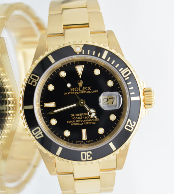 Rolex Submariner 16618 Solid Gold 18K Full Set with papers no holes 2004 Mint