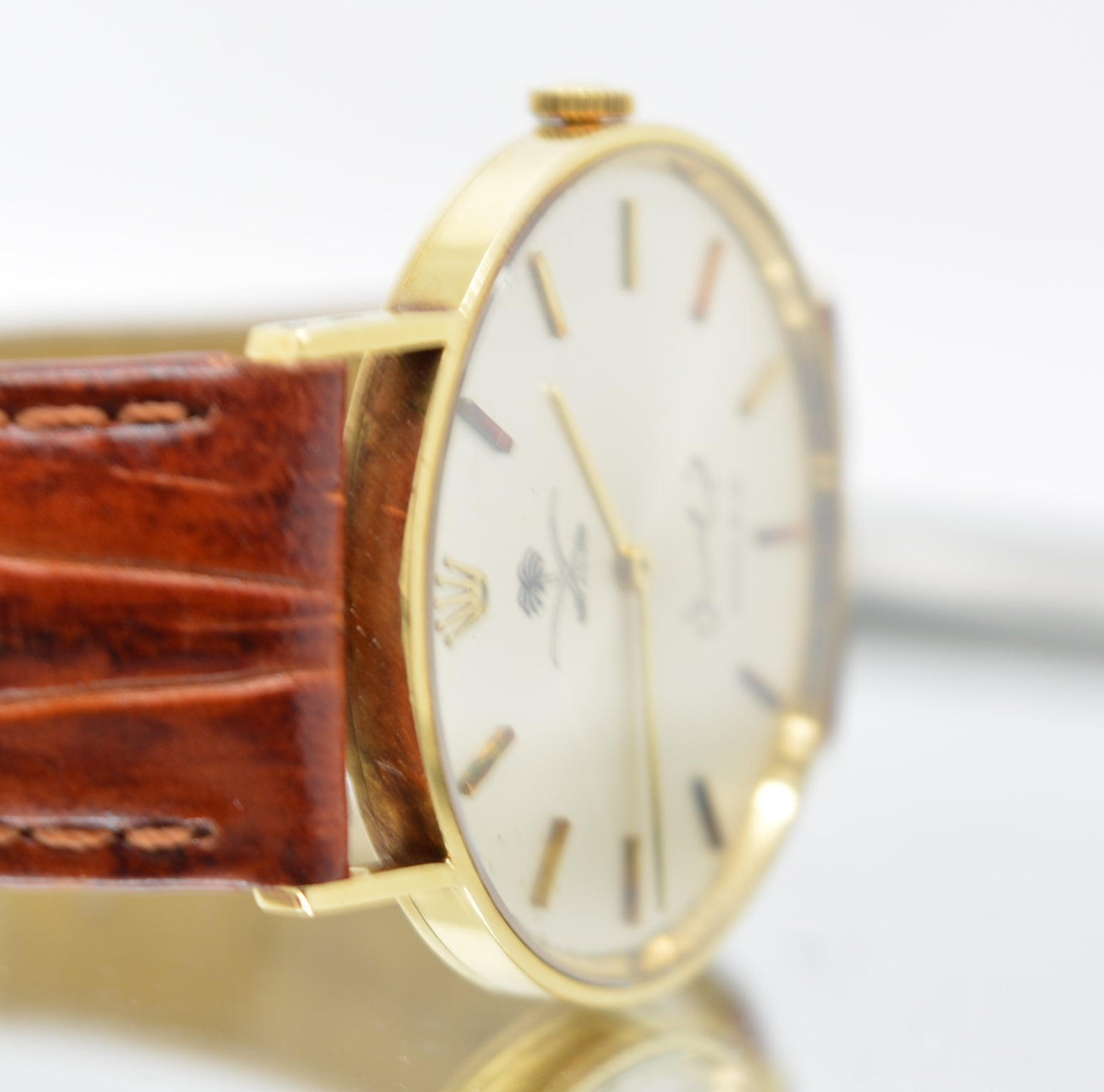 Rolex Cellini 4112 18k Solid Gold – With Saudi king Logo Brown Leather
