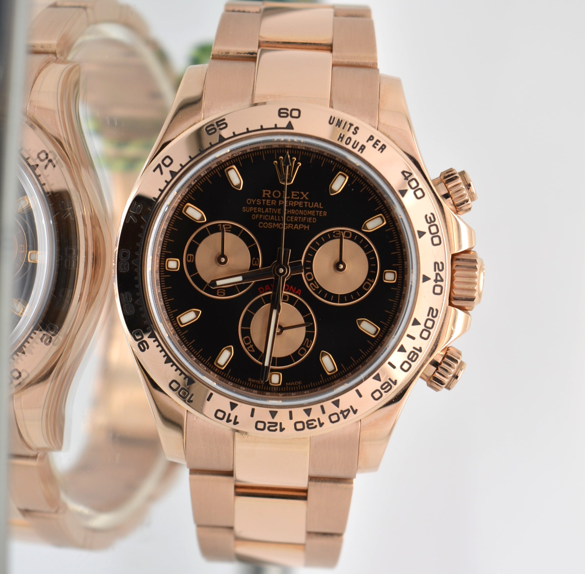 Rolex 116505 Daytona Rose Gold Black Dial Box Papers