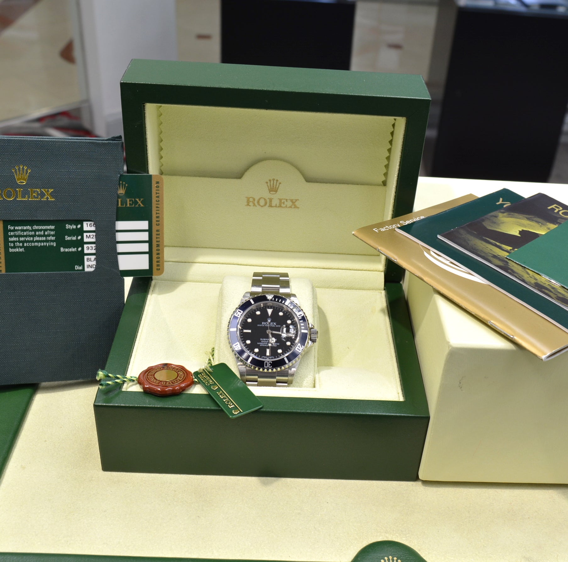Rolex Submariner 16610 M Serial Engraved Full Set Unpolished 2008