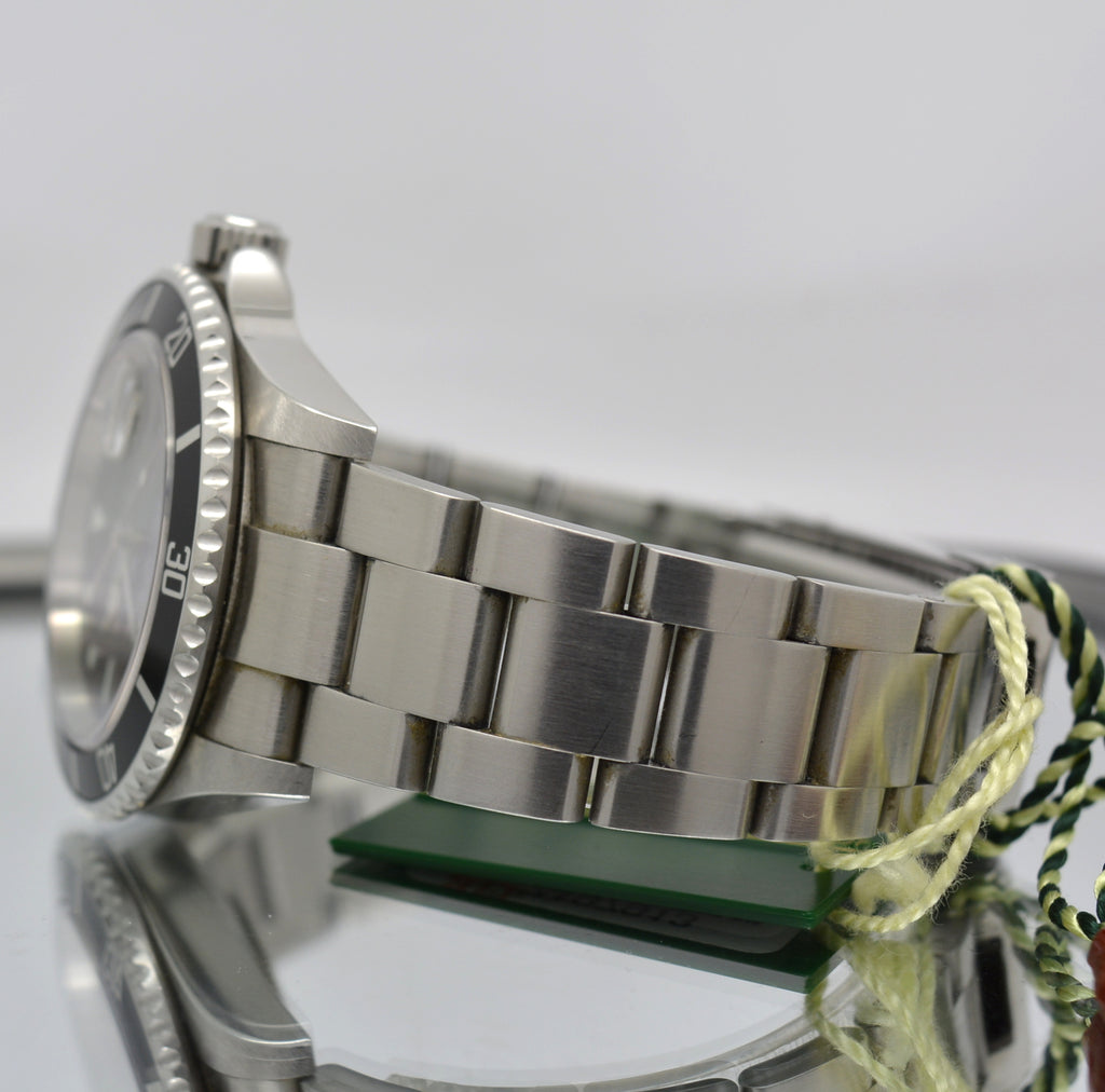Rolex Submariner 16610 Z Serial Full Set  unpolished